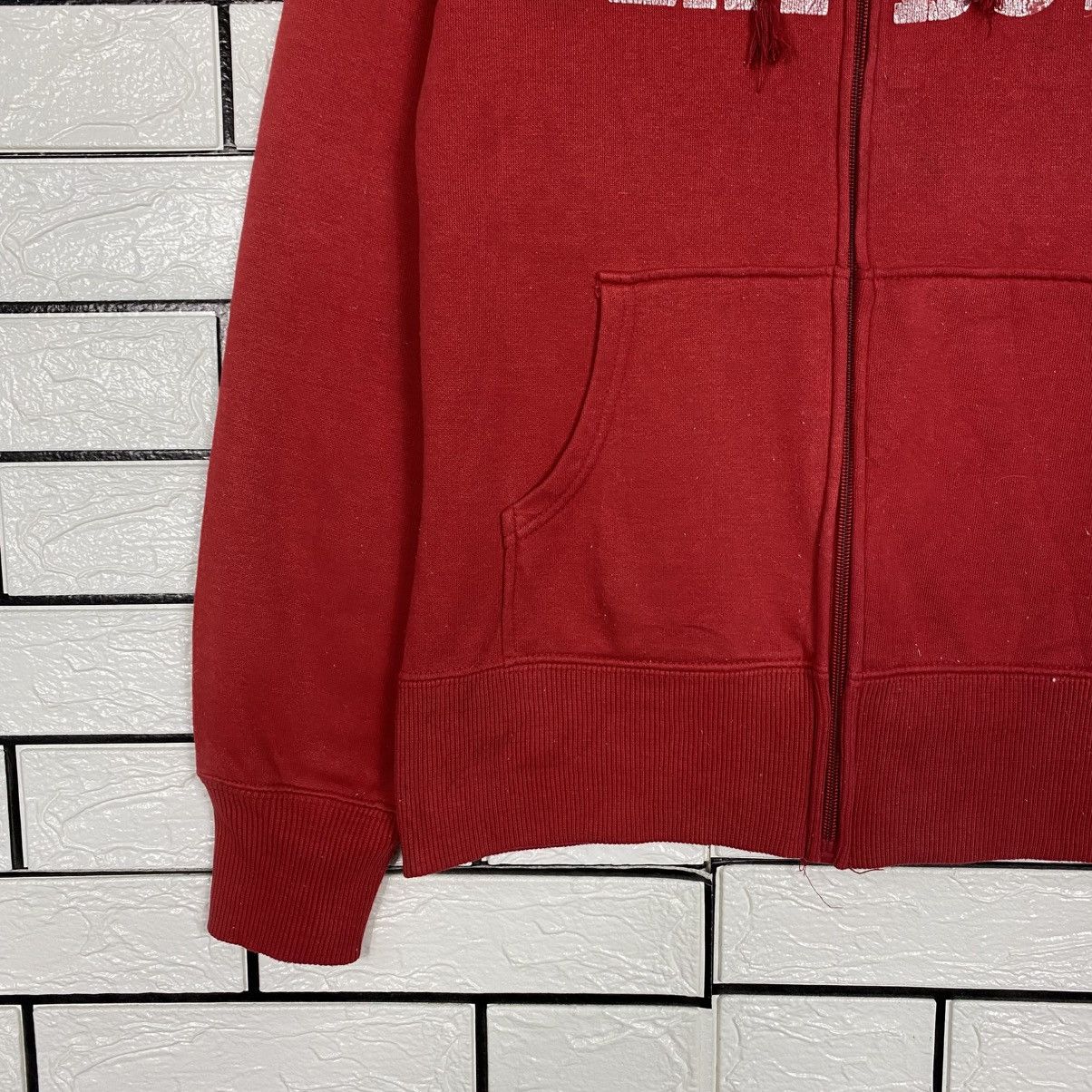 Japanese Brand Vintage Zipper Hoodie Playboy Big Logo Size US L / EU 52-54 / 3 - 5 Thumbnail