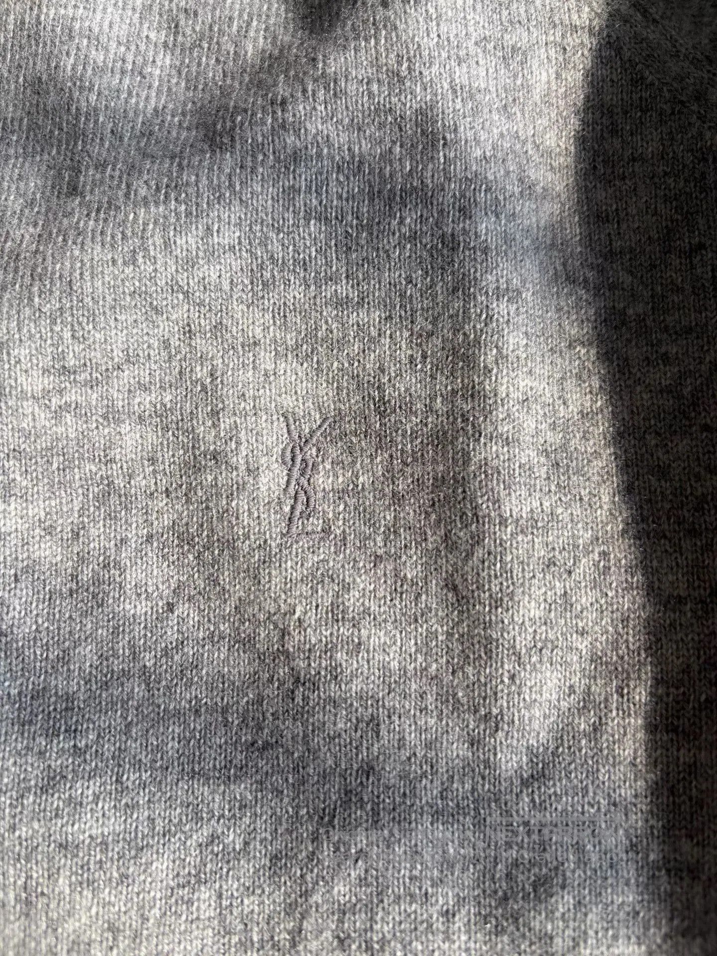 Saint Laurent Paris Gray Long-Sleeve Knit Sweater Size L. Size US L / EU 52-54 / 3 - 7 Thumbnail