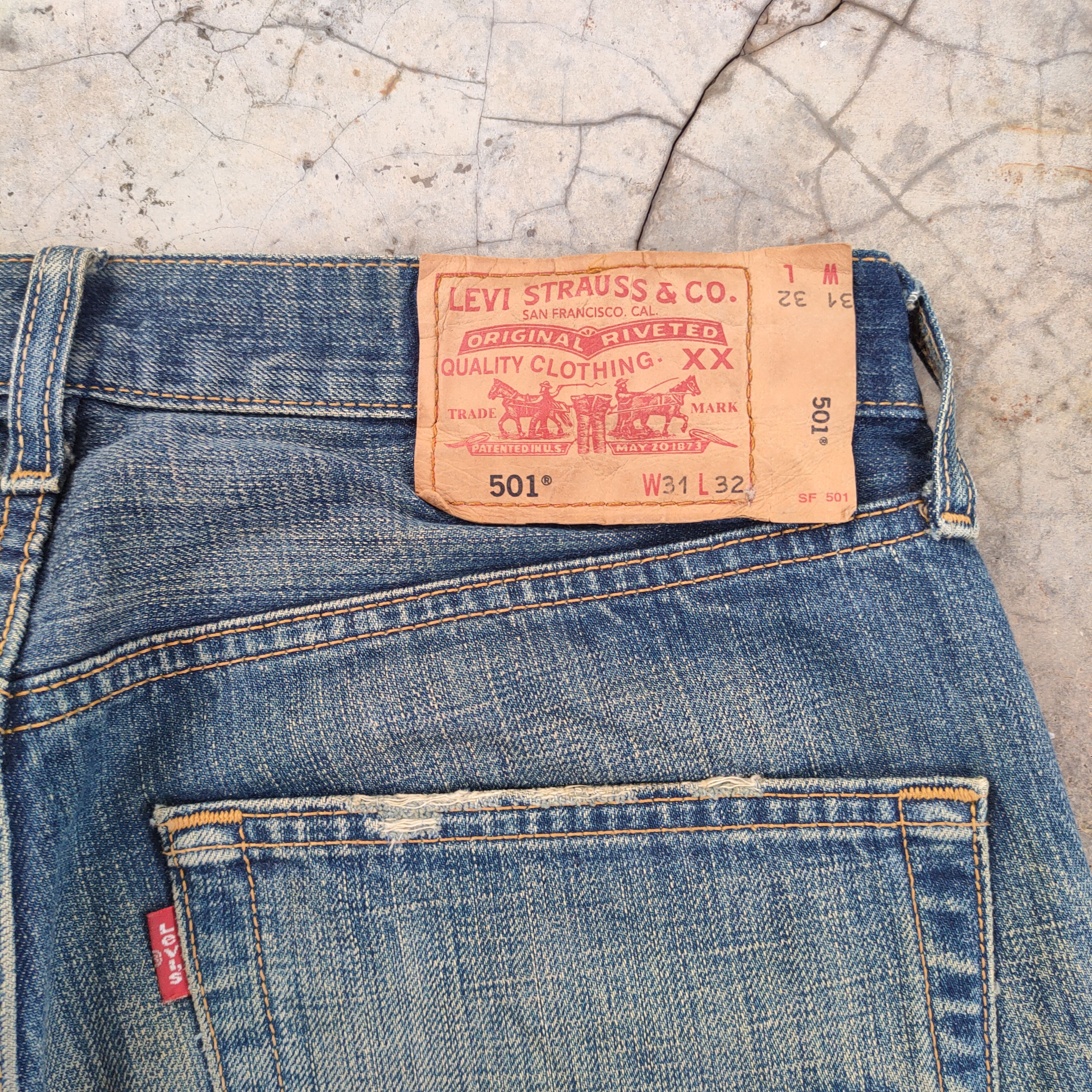 Levi's Vintage Clothing VINTAGE LEVI'S 501 FADED RUSTY DISTRESSED JEAN DENIM PANTS Size US 32 / EU 48 - 11 Thumbnail