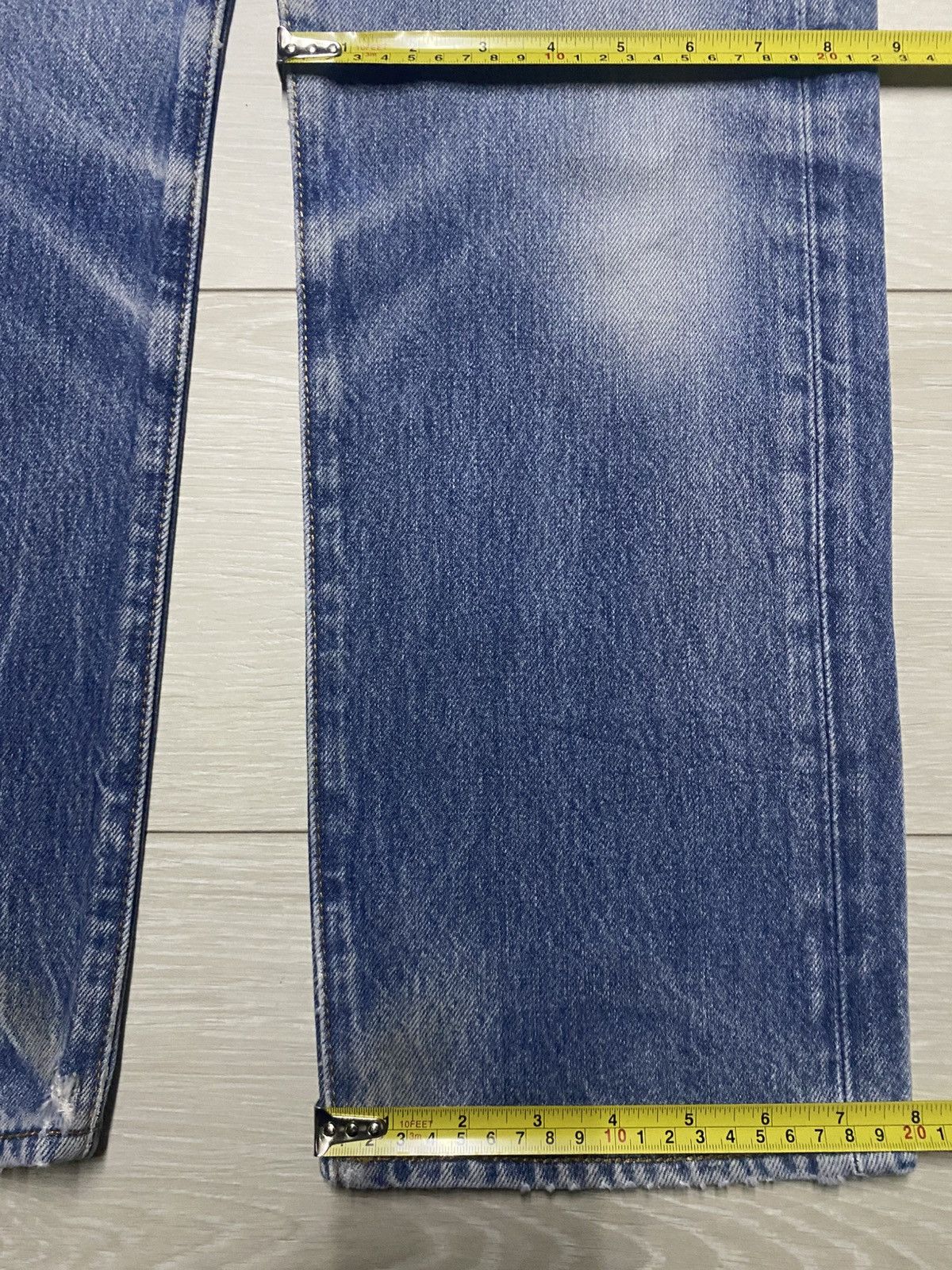 Levi's Vintage Levis 501 ButtonFly Distressed Jeans Size US 31 - 15 Thumbnail