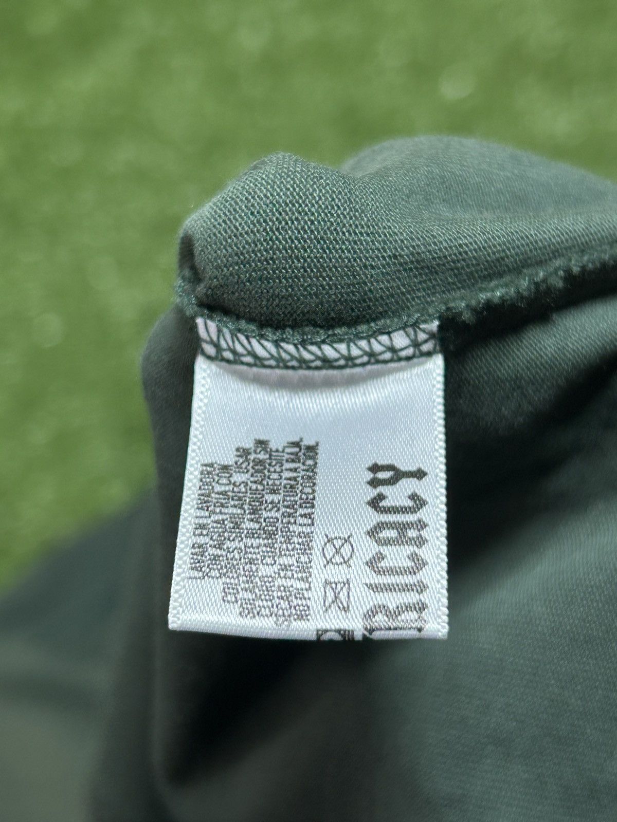 LOST INTRICACY Lost intricacy green emerald angel long sleeve Size US M / EU 48-50 / 2 - 5 Thumbnail