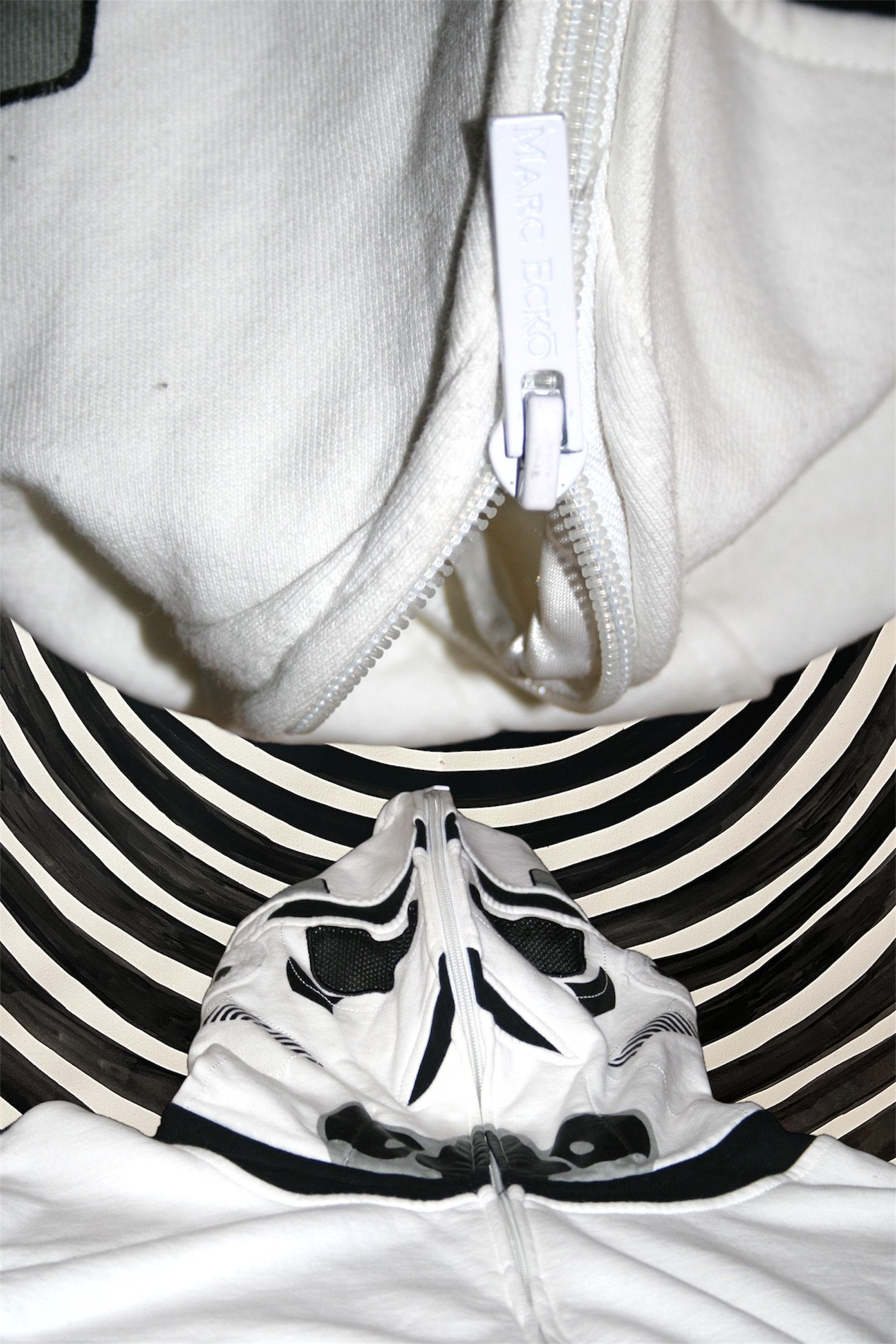 Marc Ecko × Star Wars Stormtrooper Full Zip Hoodie Size US XL / EU 56 / 4 - 3 Thumbnail