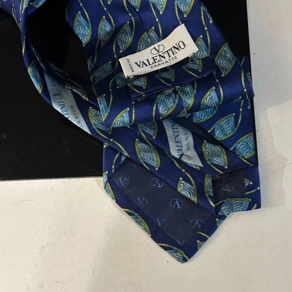 Valentino Valentino Blue Silk Tie Luxury Neckwear Couture Mans Neckti Size ONE SIZE - 5 Thumbnail