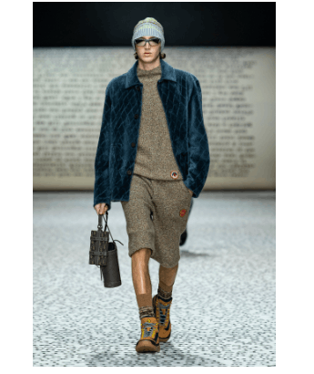 o1bcso1str0324 Sweaters in Beige