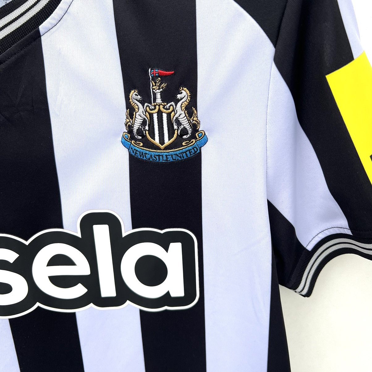 Castore Castore Newcastle United Jersey Football Shirt 2023/2024 Size US S / EU 44-46 / 1 - 3 Thumbnail