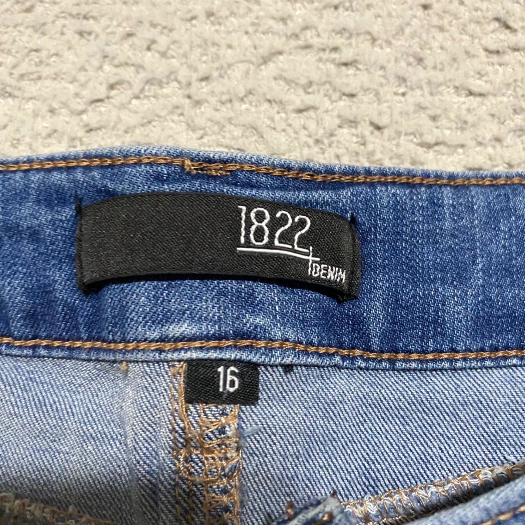 Vintage 1822 Denim Jeans Blue 16 Womens High Rise Tapered Distressed Medium Wash denim 5-Pocket Design Regular Size 16 Womens jeans Size 38" / US 16 / IT 52 - 3 Thumbnail