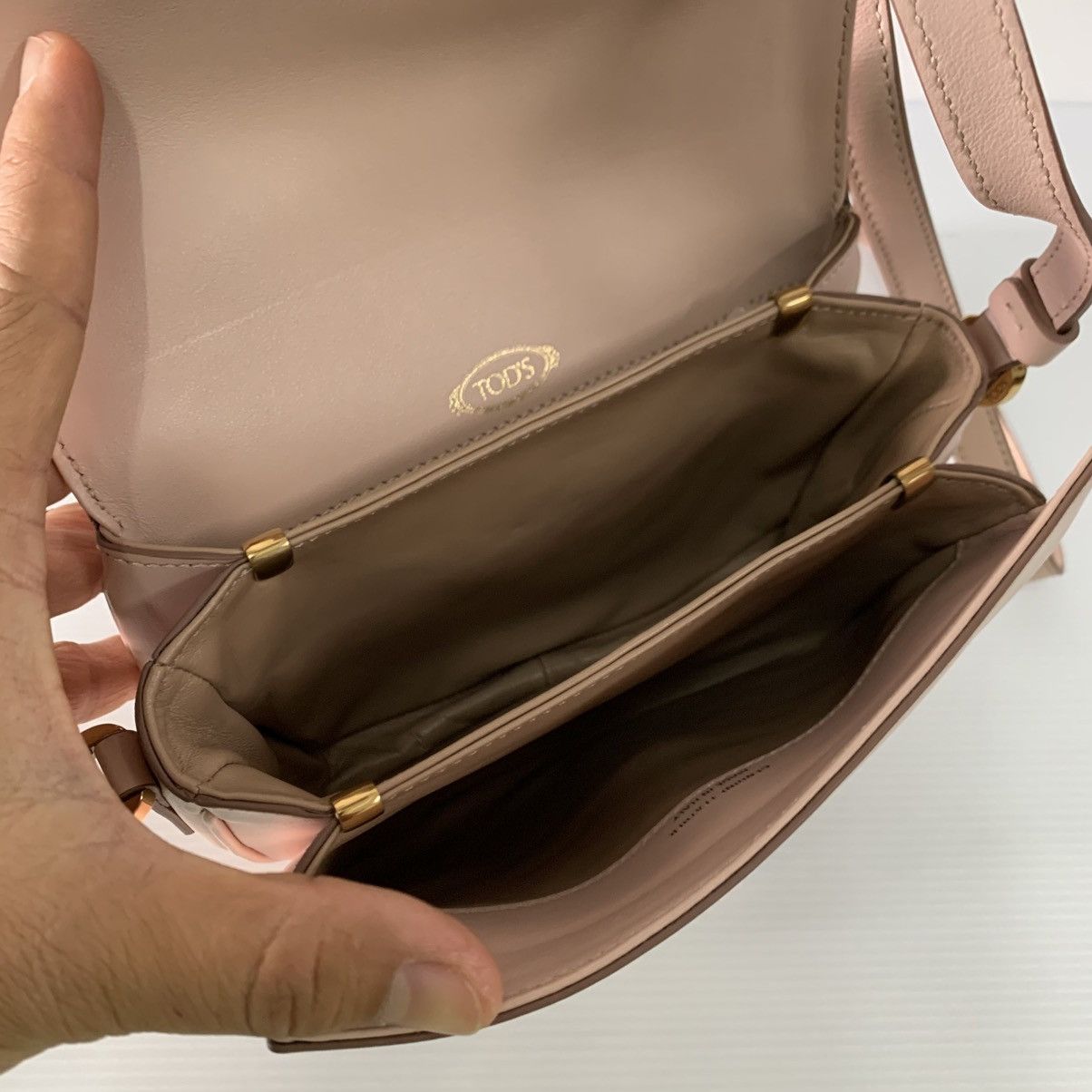 Tod's Tod's Leather Sling Bag Size ONE SIZE - 16 Thumbnail