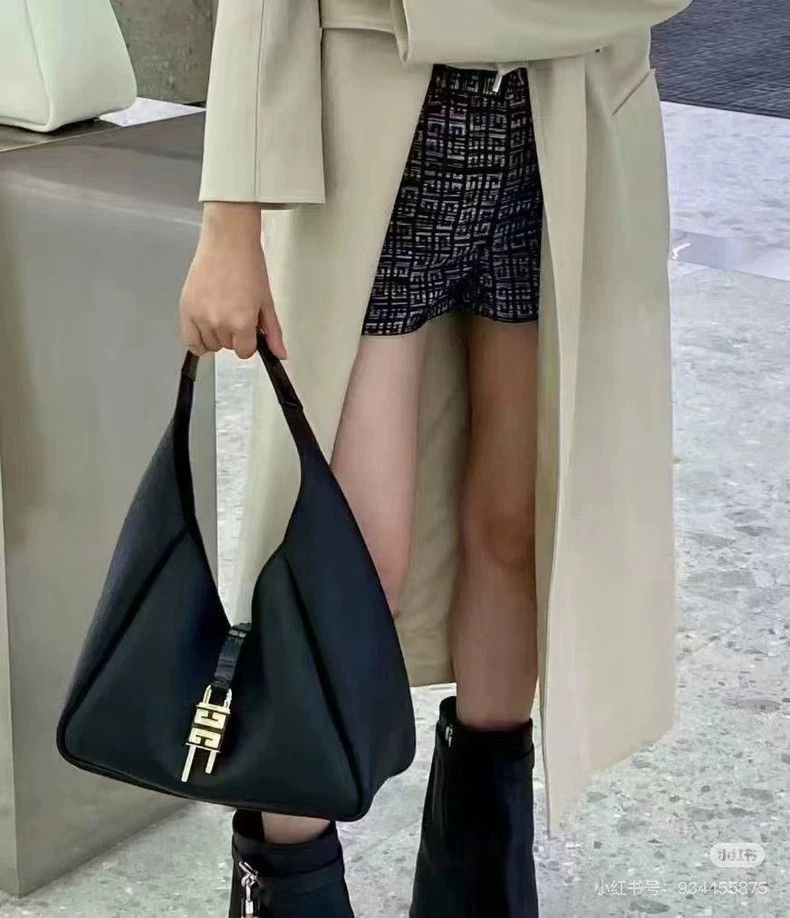 Givenchy Givenchy Hobo bag, medium size Size ONE SIZE - 6 Thumbnail