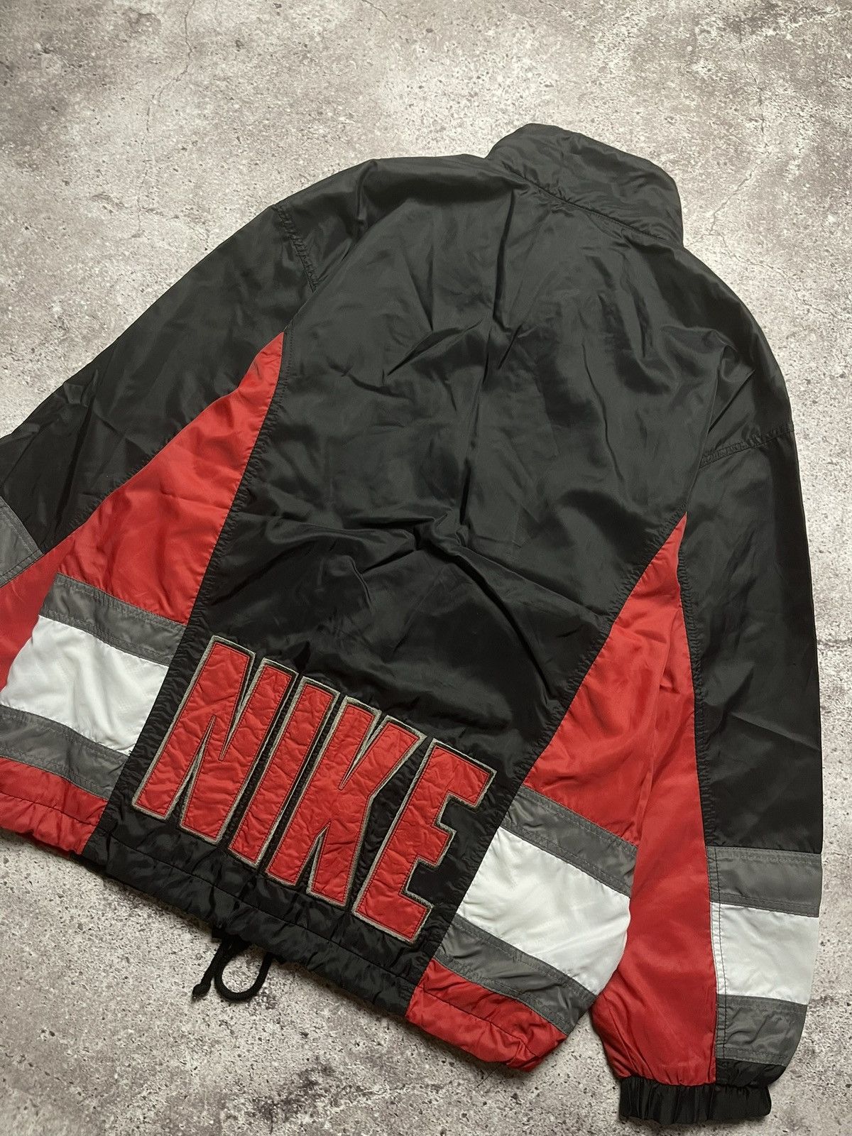 Nike Vintage Nike Nylon Rare Windbreaker 90s Y2K Size US M / EU 48-50 / 2 - 2 Thumbnail