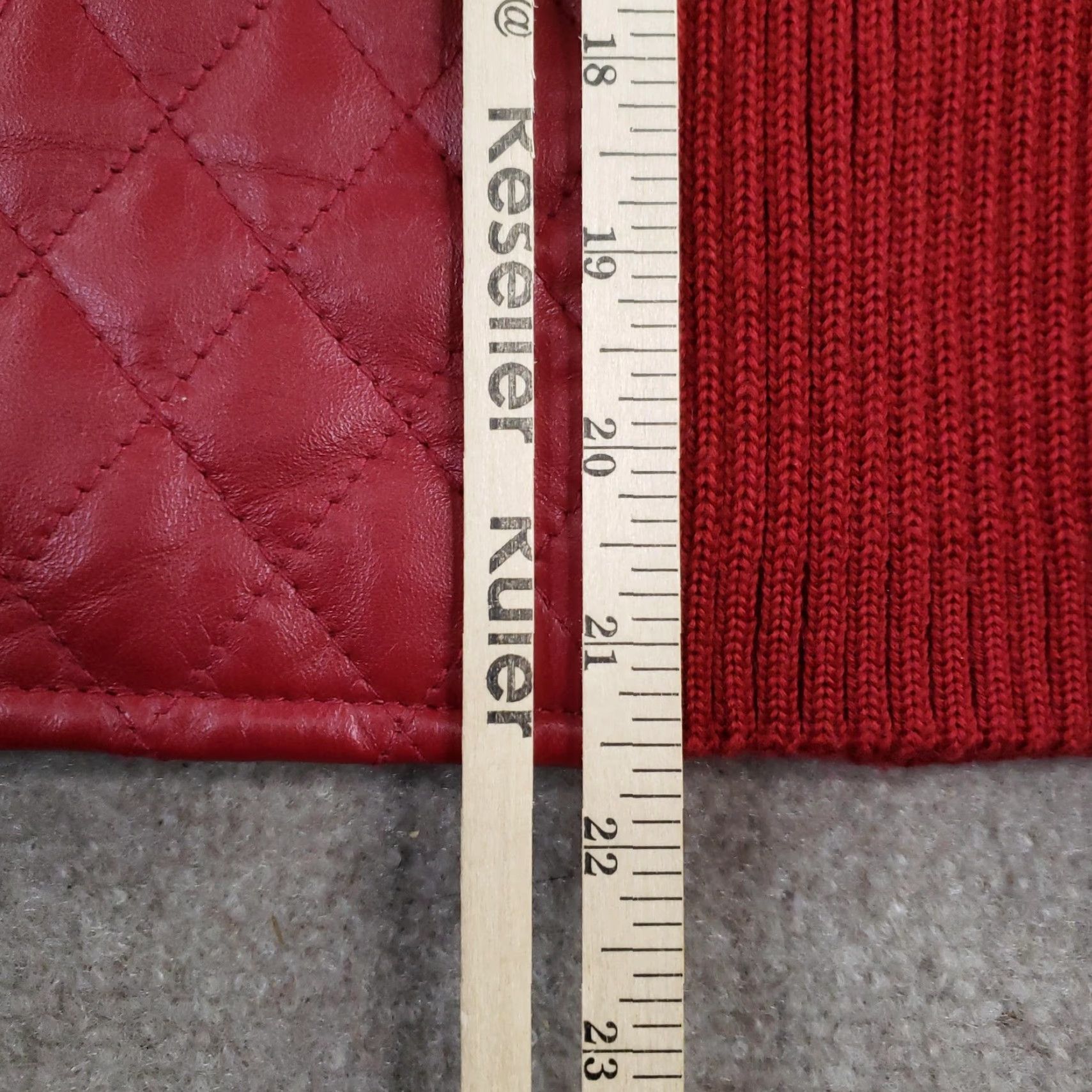 Vintage Clothes by Revue Jacket Womens 10 Red Quilted Lamb Leather Zip Front Knit Trim Size L / US 10 / IT 46 - 4 Thumbnail