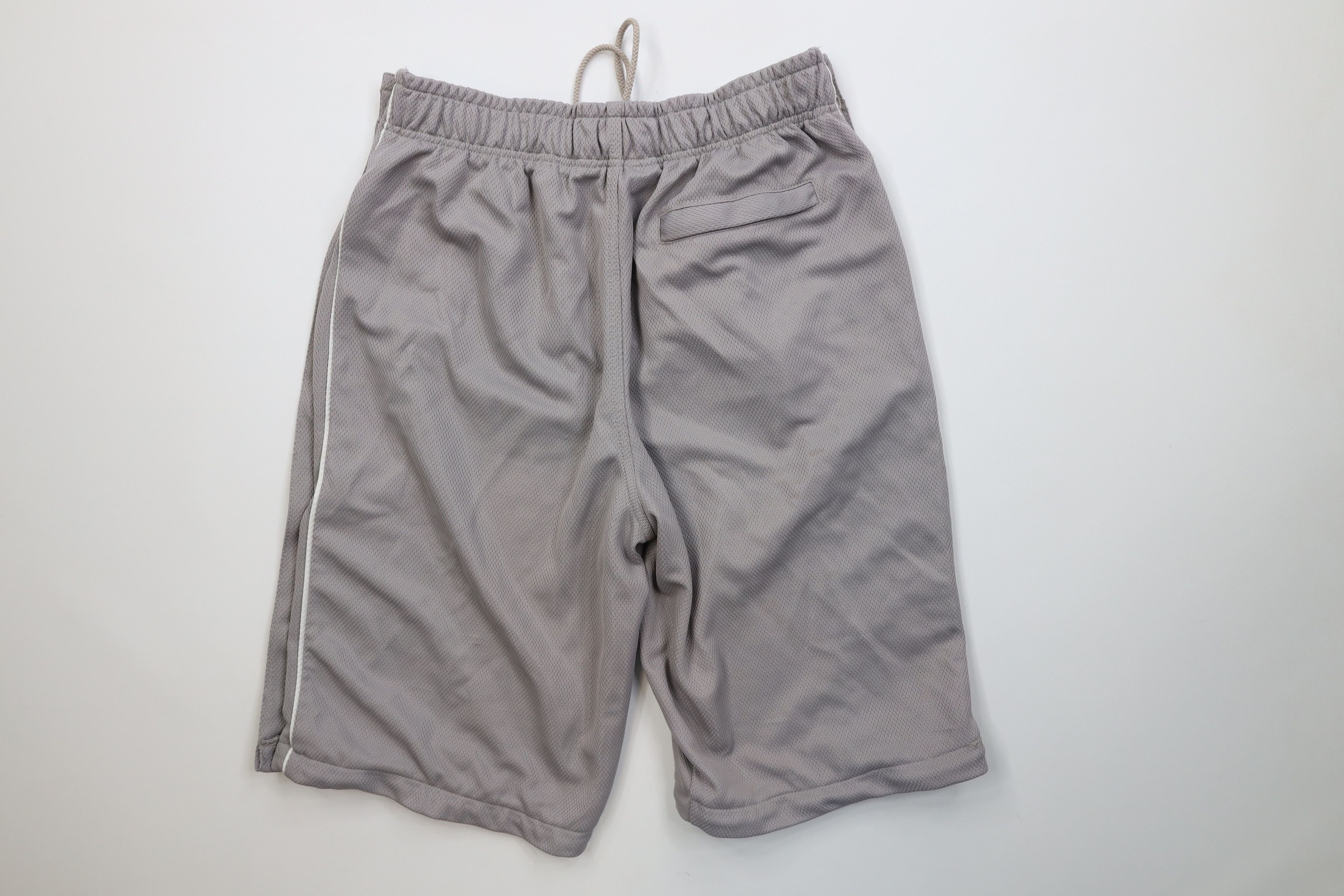 Starter Vintage 90s Starter University of Kentucky Tearaway Shorts Size US 34 / EU 50 - 11 Thumbnail