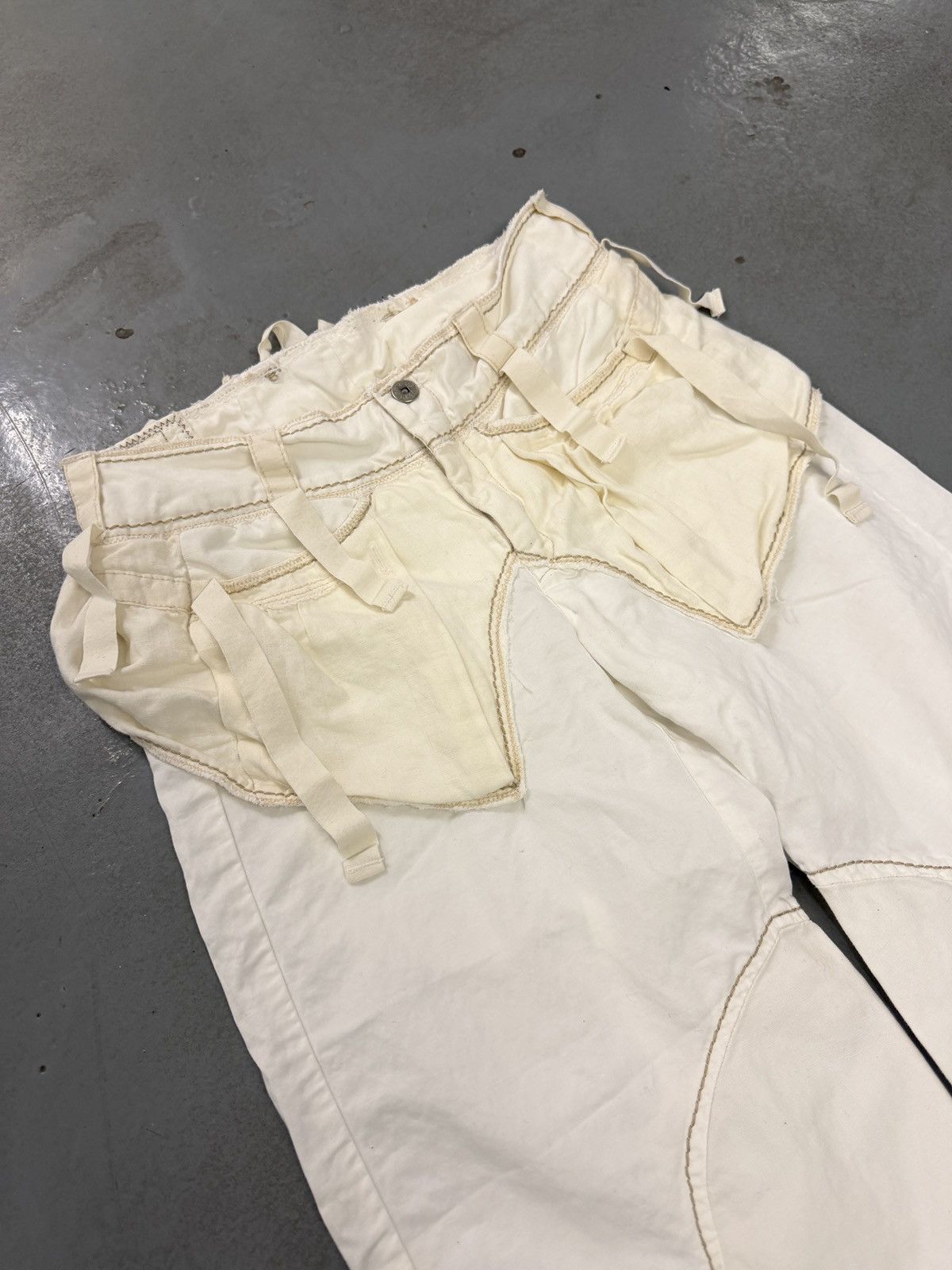 Marithe + Francois Girbaud Marithé François Girbaud Layered Harness Cropped Pants Size 28" / US 6 / IT 42 - 2 Thumbnail
