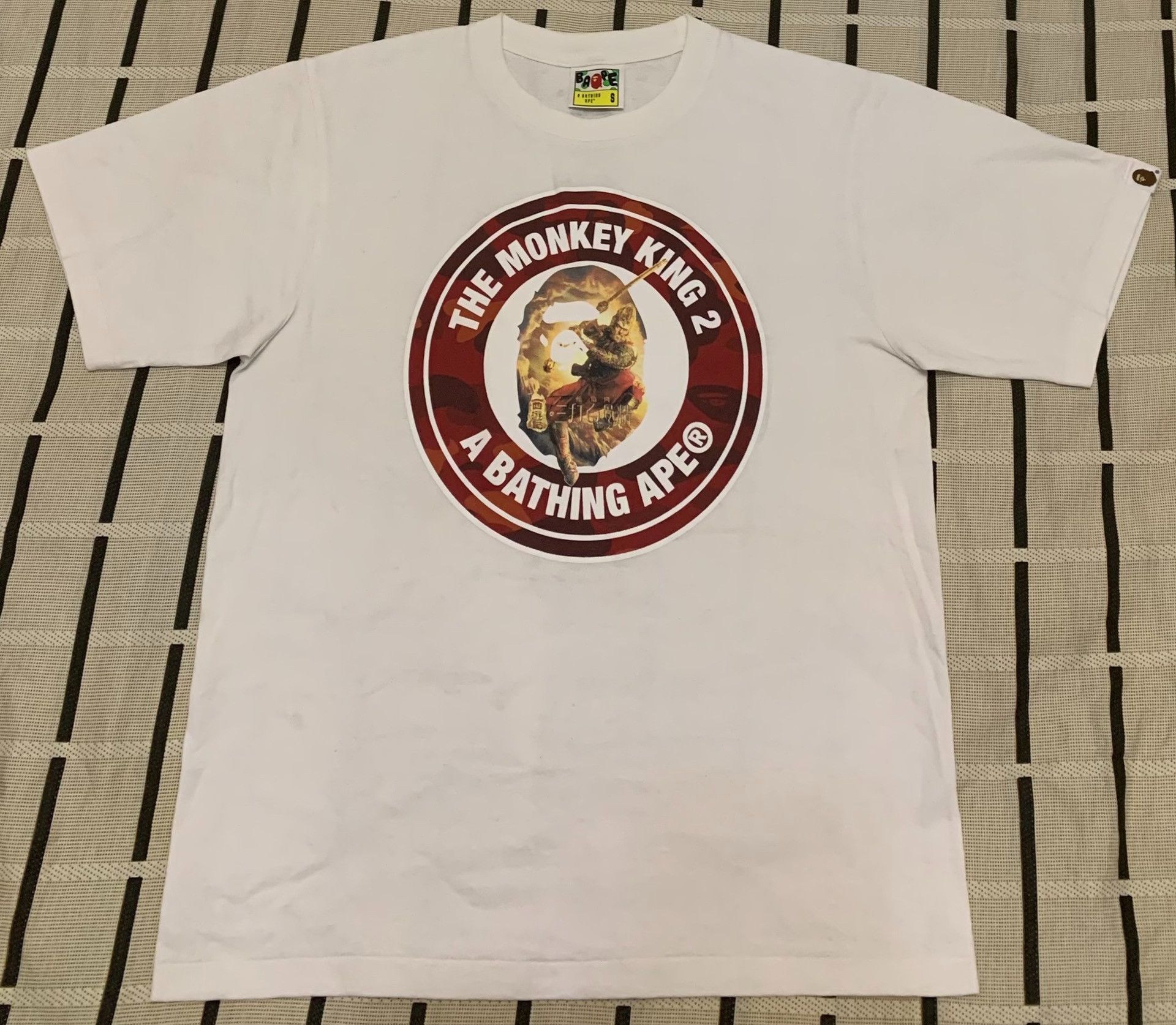 Bape Bape White T-Shirt S Men Size US S / EU 44-46 / 1 - 1 Thumbnail