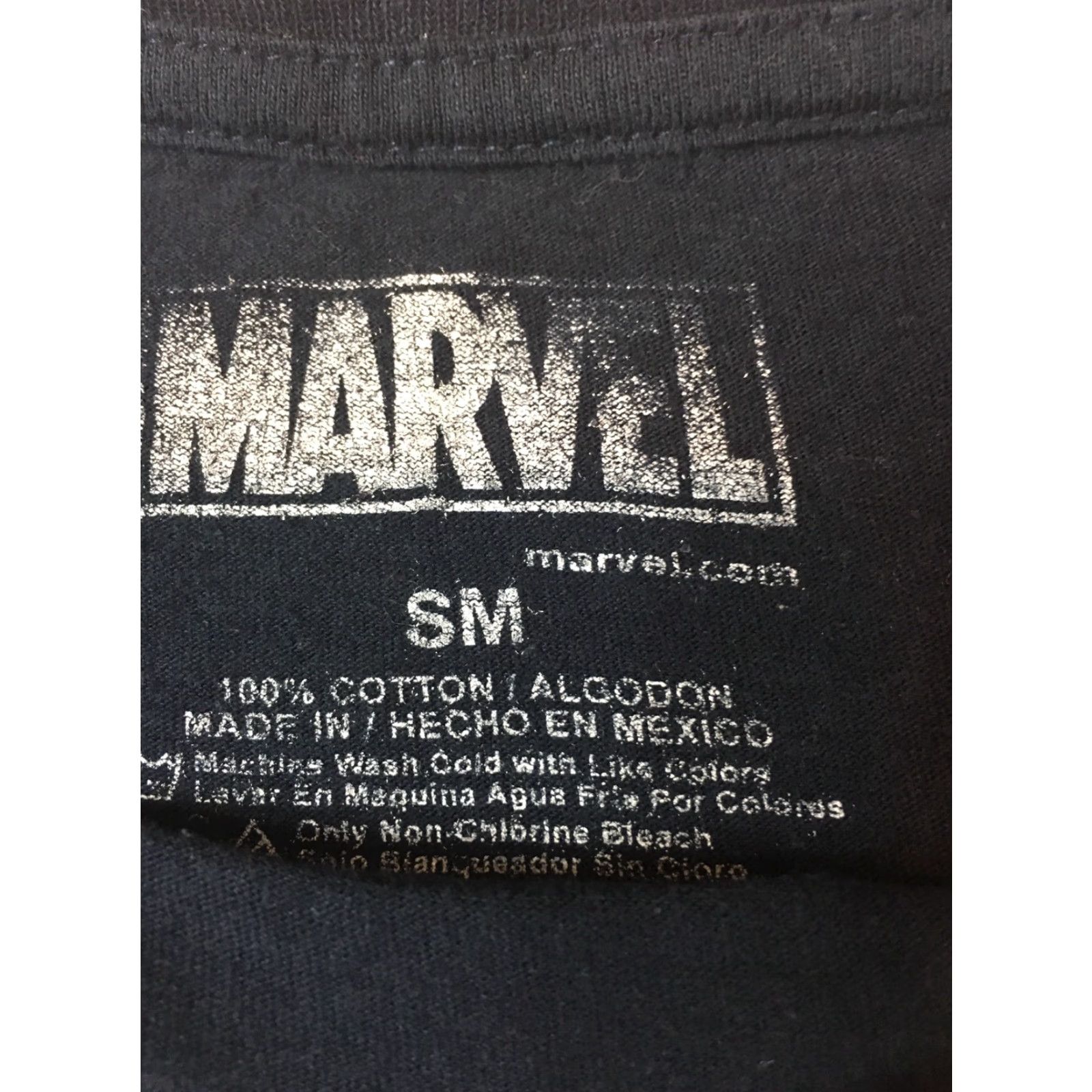 Vintage Captain America Shield T Shirt Sz S Marvel - Black Tee - Dripping Logo - EUC - Men - Graphic Tee - Short Sleeve - Size S - Cap America - Marvel USA Size US S / EU 44-46 / 1 - 3 Thumbnail
