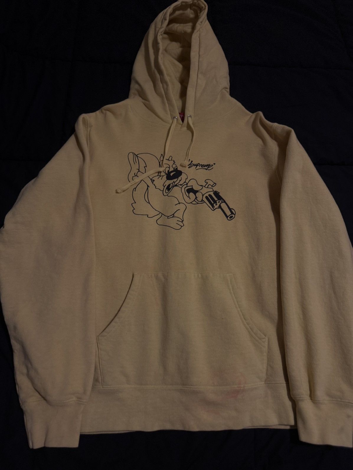 Supreme Yellow Supreme Hoodie Size Large Pre Owned Wash Stain Size US L / EU 52-54 / 3 - 4 Thumbnail
