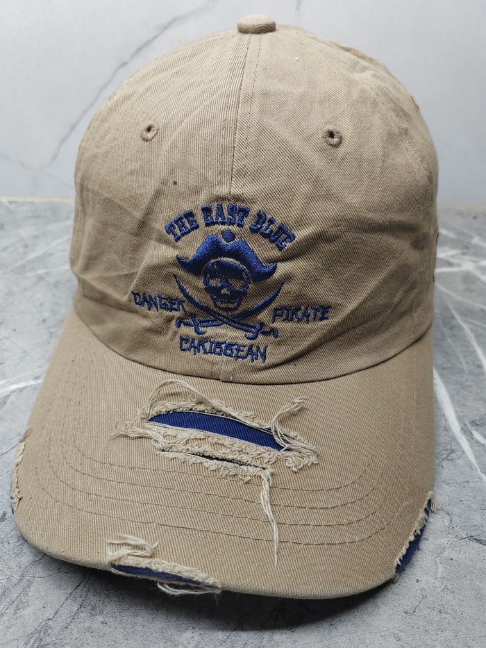 Vintage Vintage The East Blue Danger Pirate Distressed Style Cap Size ONE SIZE - 1 Thumbnail