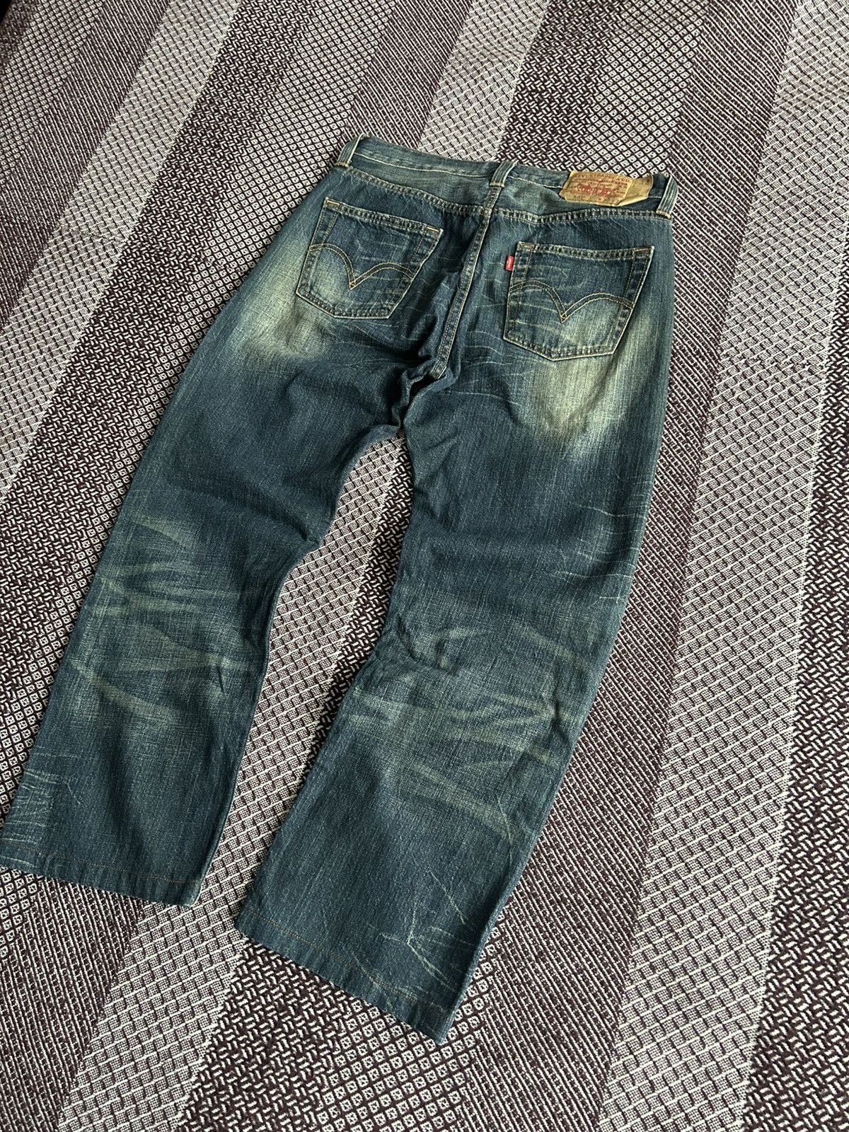 Levi's Levis 501 Mud Wash Jeans Faded Color Straight Leg Button Fly Size US 30 / EU 46 - 2 Thumbnail