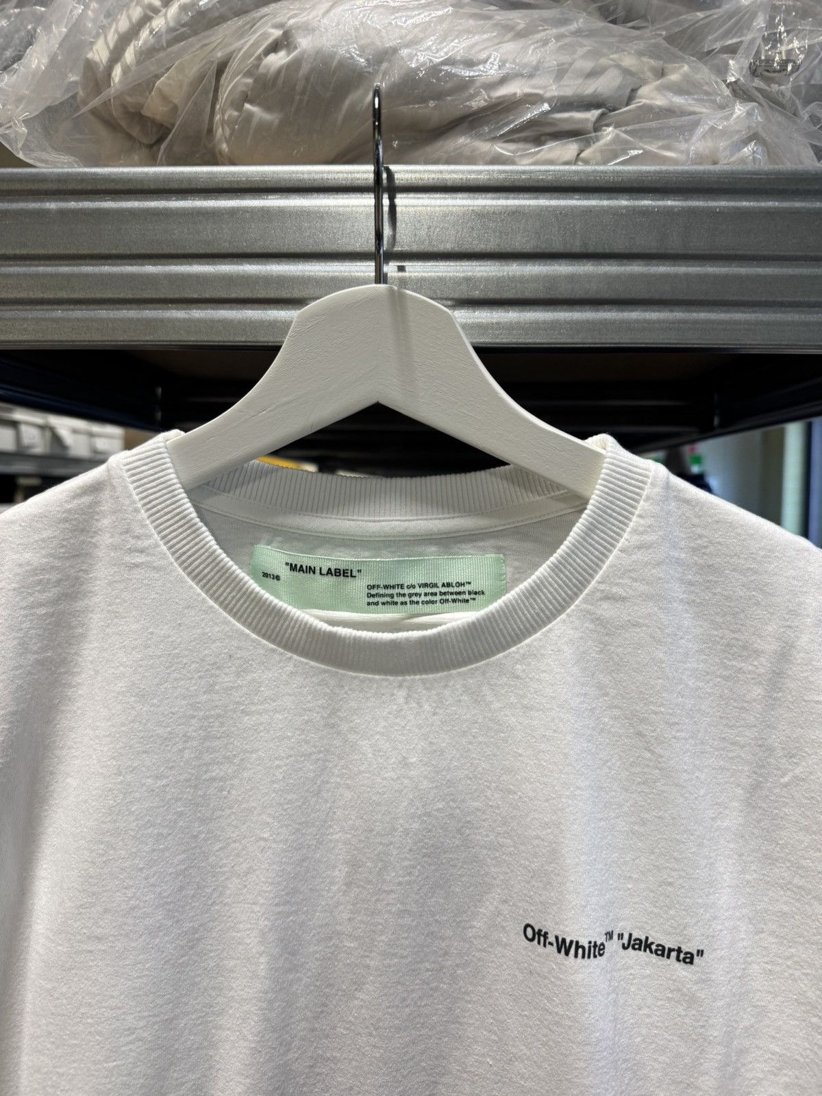 Off-White Off-White Arrow Jakarta Store Exclusive T-Shirt NEW 500$ Size US L / EU 52-54 / 3 - 3 Thumbnail