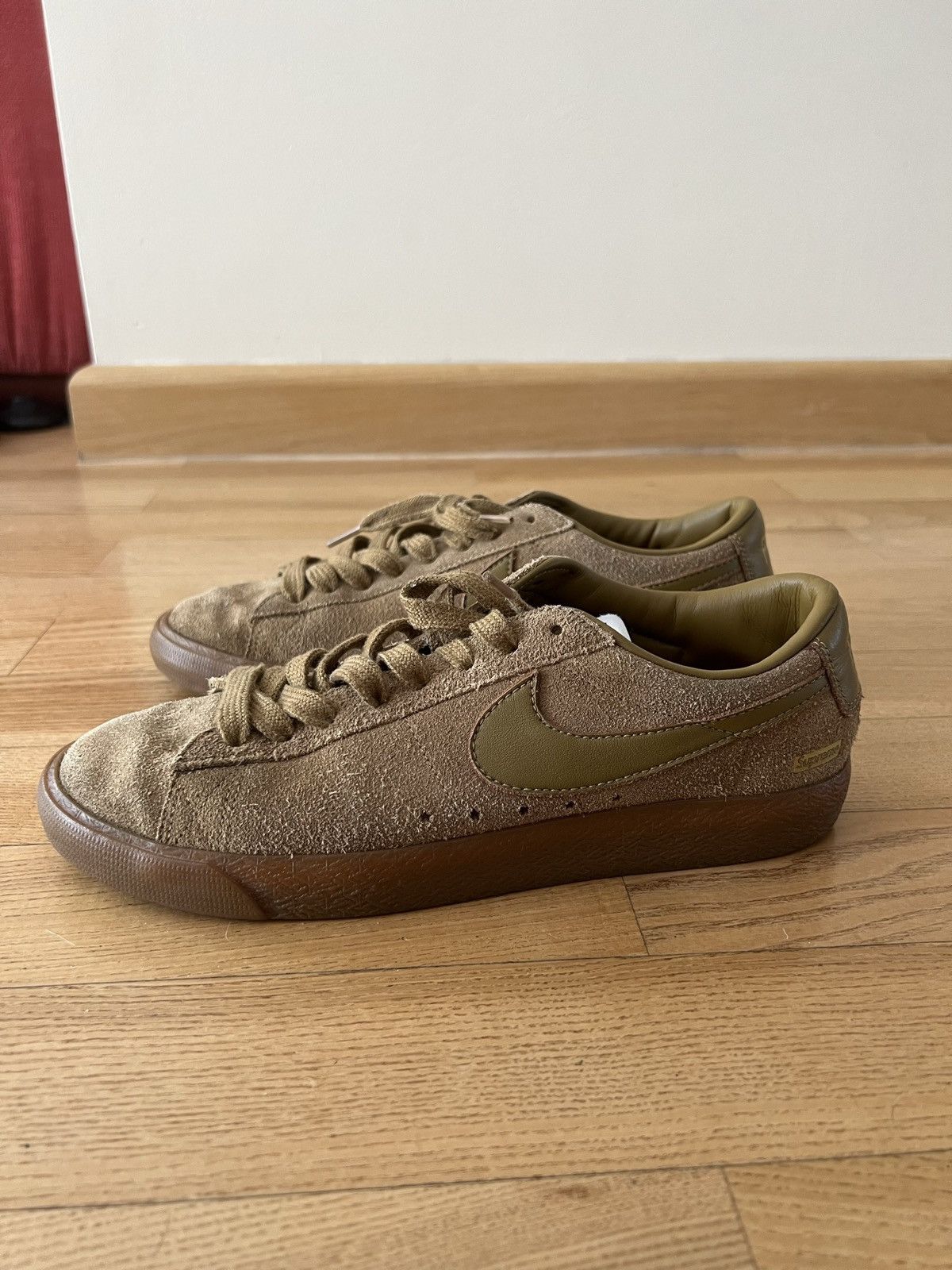 Nike × Supreme Nike x Supreme SB Blazer Low Size US 8 / EU 41 - 3 Thumbnail