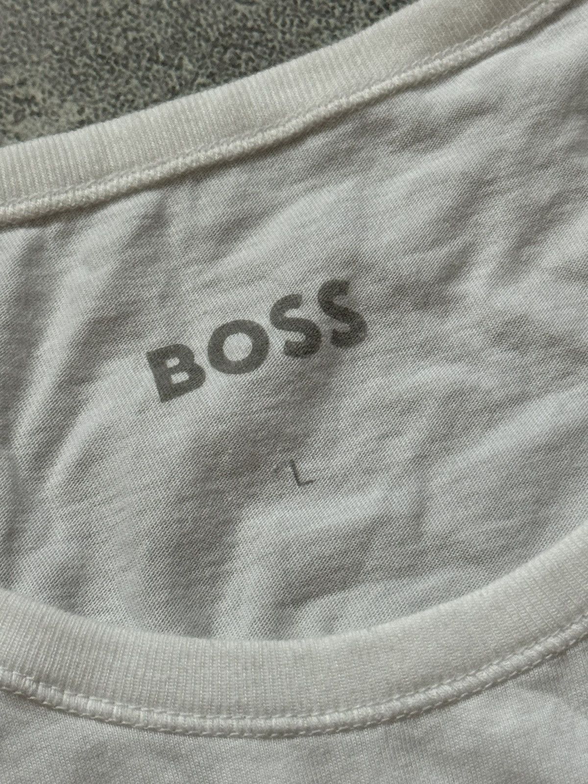 Designer × Hugo Boss Hugo boss L/M white tee T-shirt polo tank Size US L / EU 52-54 / 3 - 7 Thumbnail