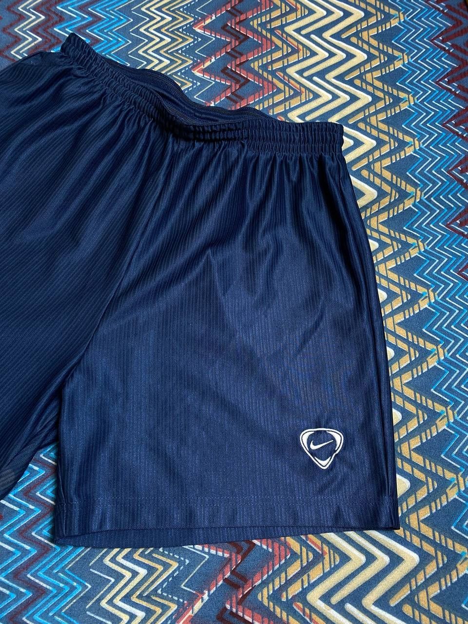 Nike blue shorts sportwear logo Y2K NIKE size S Vintage Size US 30 / EU 46 - 6 Thumbnail