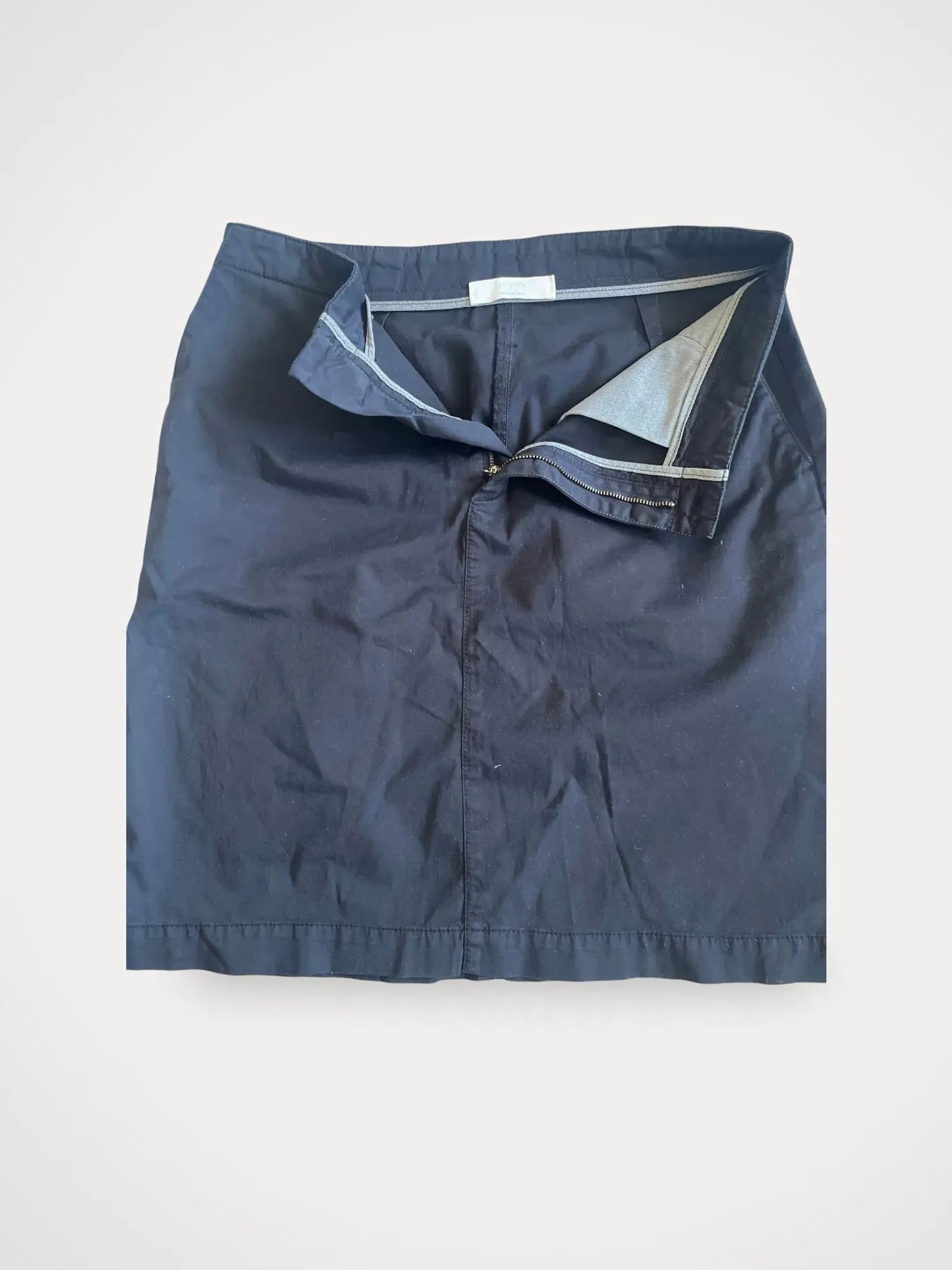 Hugo Boss Boss Skirt Size 26" / US 2 / IT 38 - 1 Thumbnail