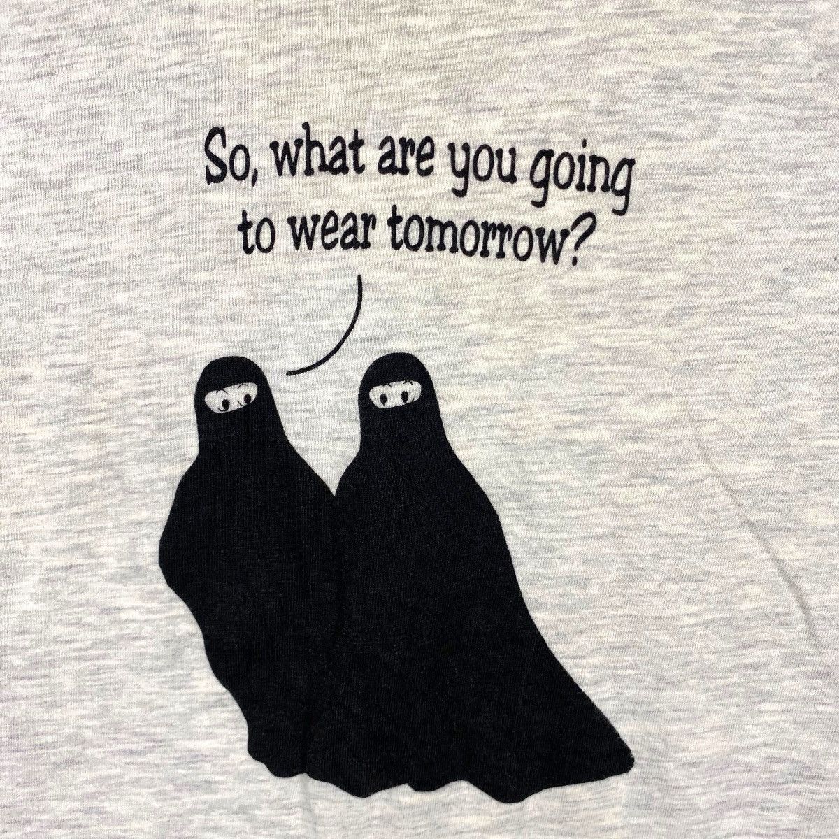 Vintage Vintage 90's So What Are You Going To Wear Tomorrow Tee Size US M / EU 48-50 / 2 - 2 Thumbnail