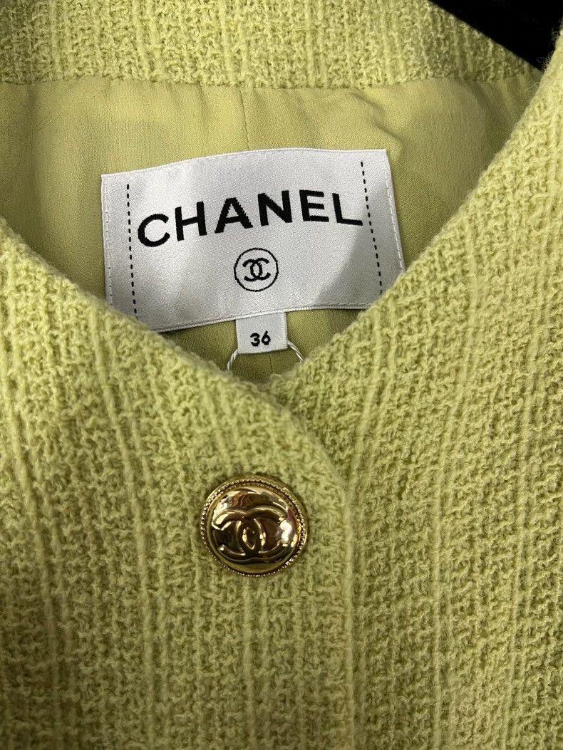 Chanel Chanel Equestrian series avocado green vest Size XS / US 0-2 / IT 36-38 - 4 Thumbnail