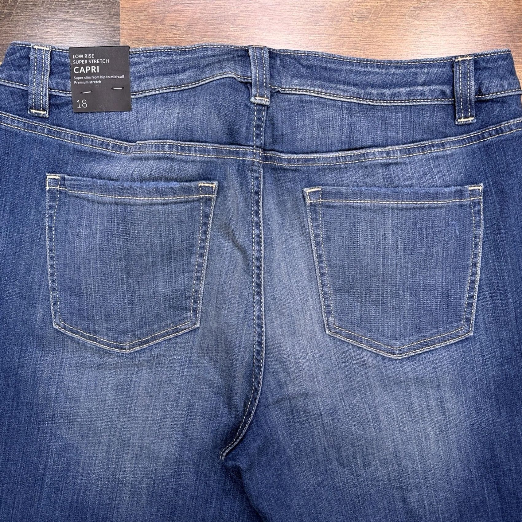 Vintage Lane Bryant Jeans Capri Womens 18 Mid Rise Stretch Distressed Denim Blue 5-Pocket City Regular Mens? Womens? Size 40" / US 18 - 7 Thumbnail