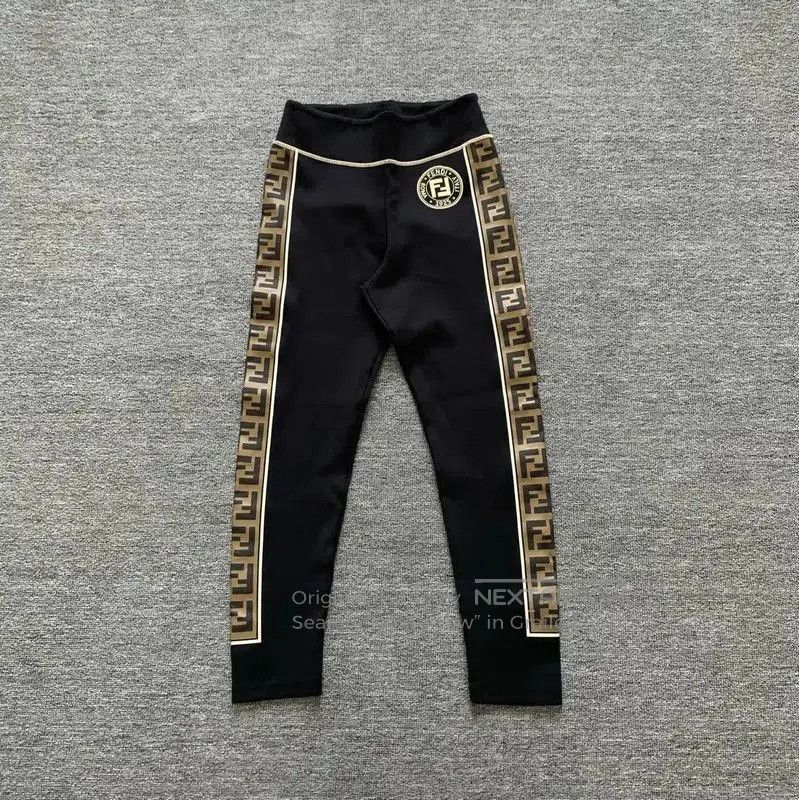 Fendi Fendi Black Cotton Women's Casual Pants . Size 30" / US 8 / IT 44 - 1 Thumbnail