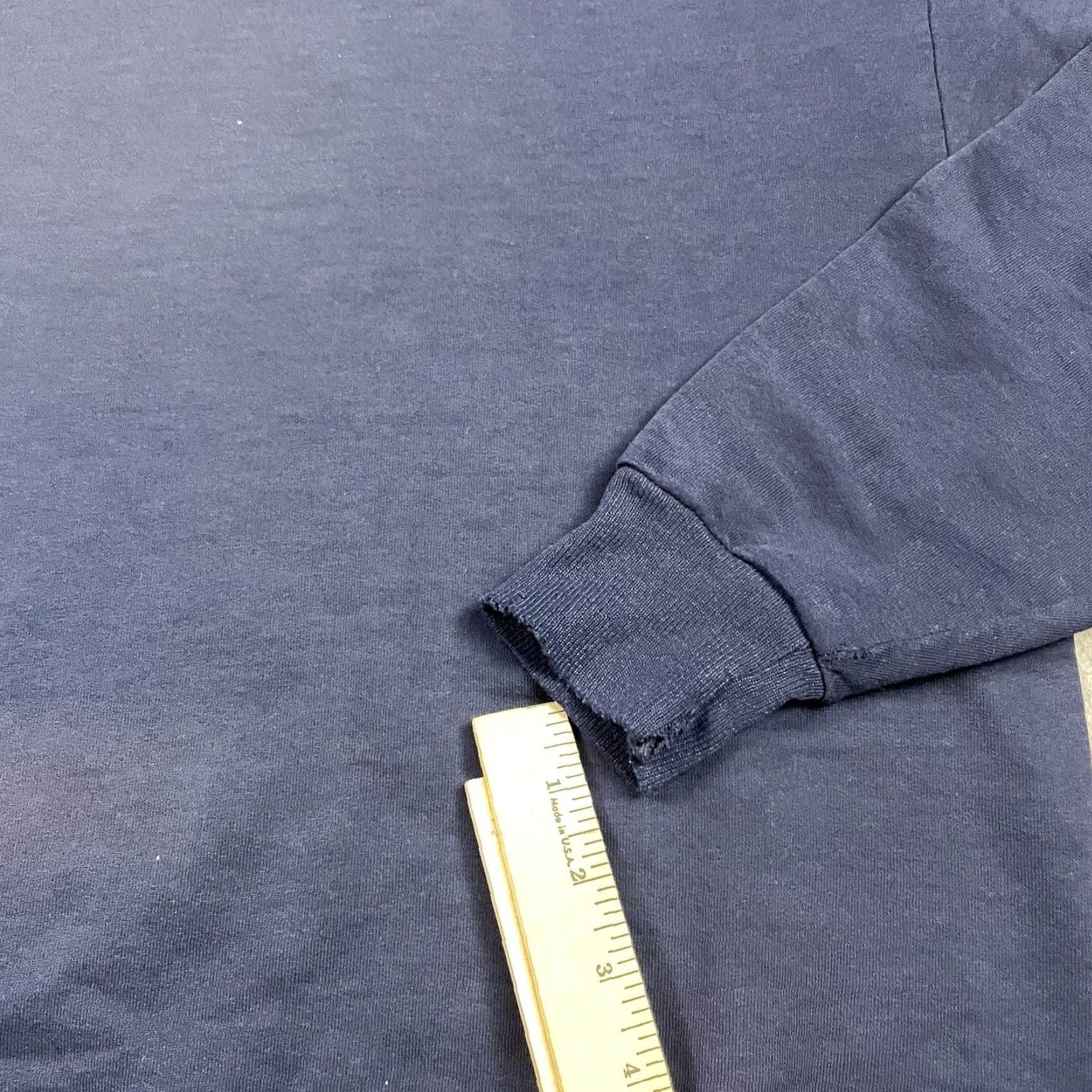 Jerzees VINTAGE Jerzees Sweatshirt Adult M Blue Distressed 90s Raglan Crew Neck Pullover Men Size US M / EU 48-50 / 2 - 7 Thumbnail
