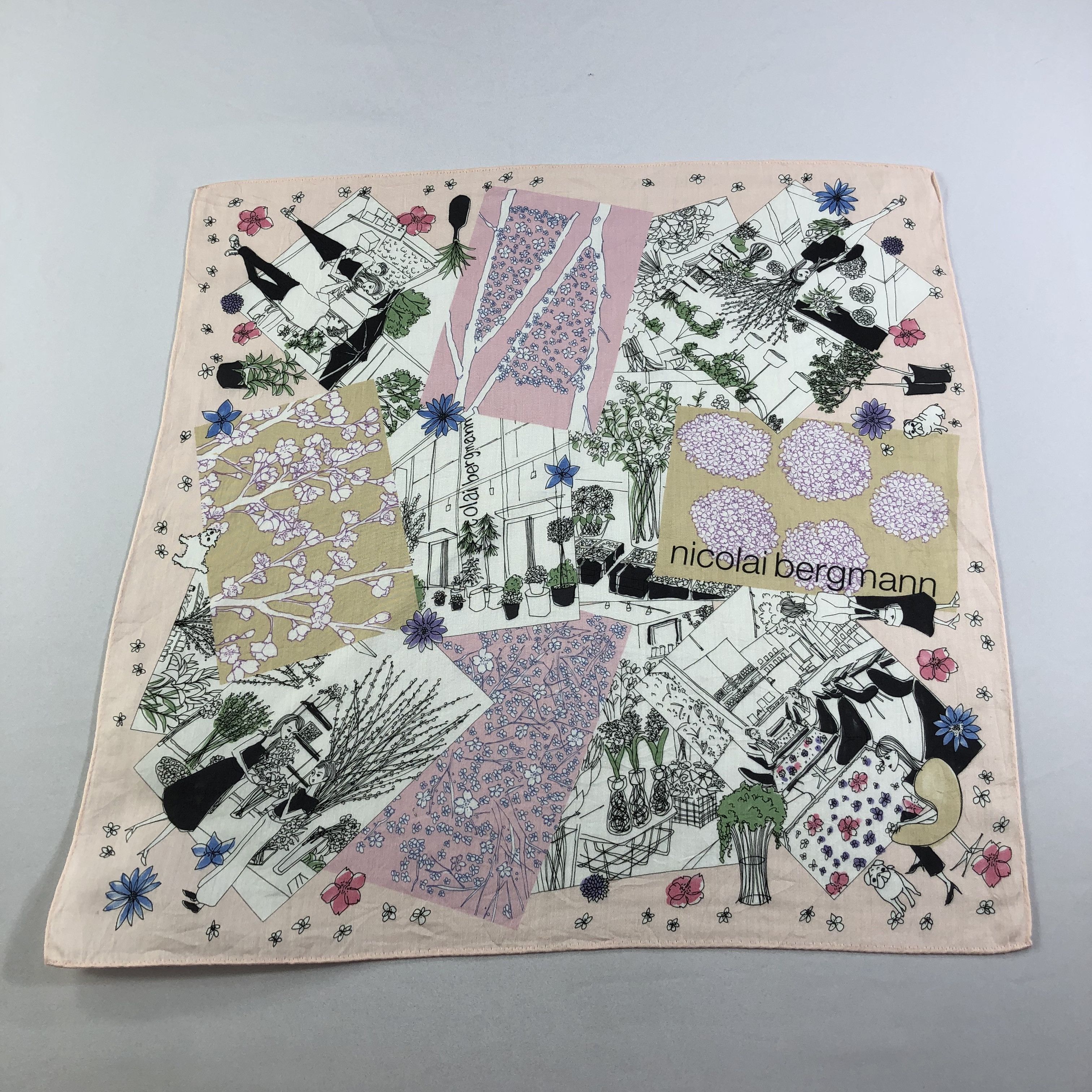 Vintage Nicolai Bergmann Handkerchief Neckerchief Bandana H2021 Size ONE SIZE - 1 Thumbnail