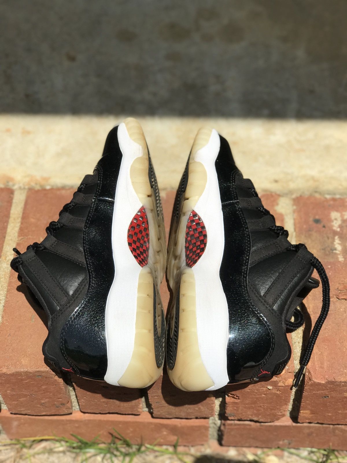 Jordan Brand Air Jordan Retro 11 Low 72-10 GS Size 5Y / 6.5 Size US 5 / EU 37 - 5 Thumbnail