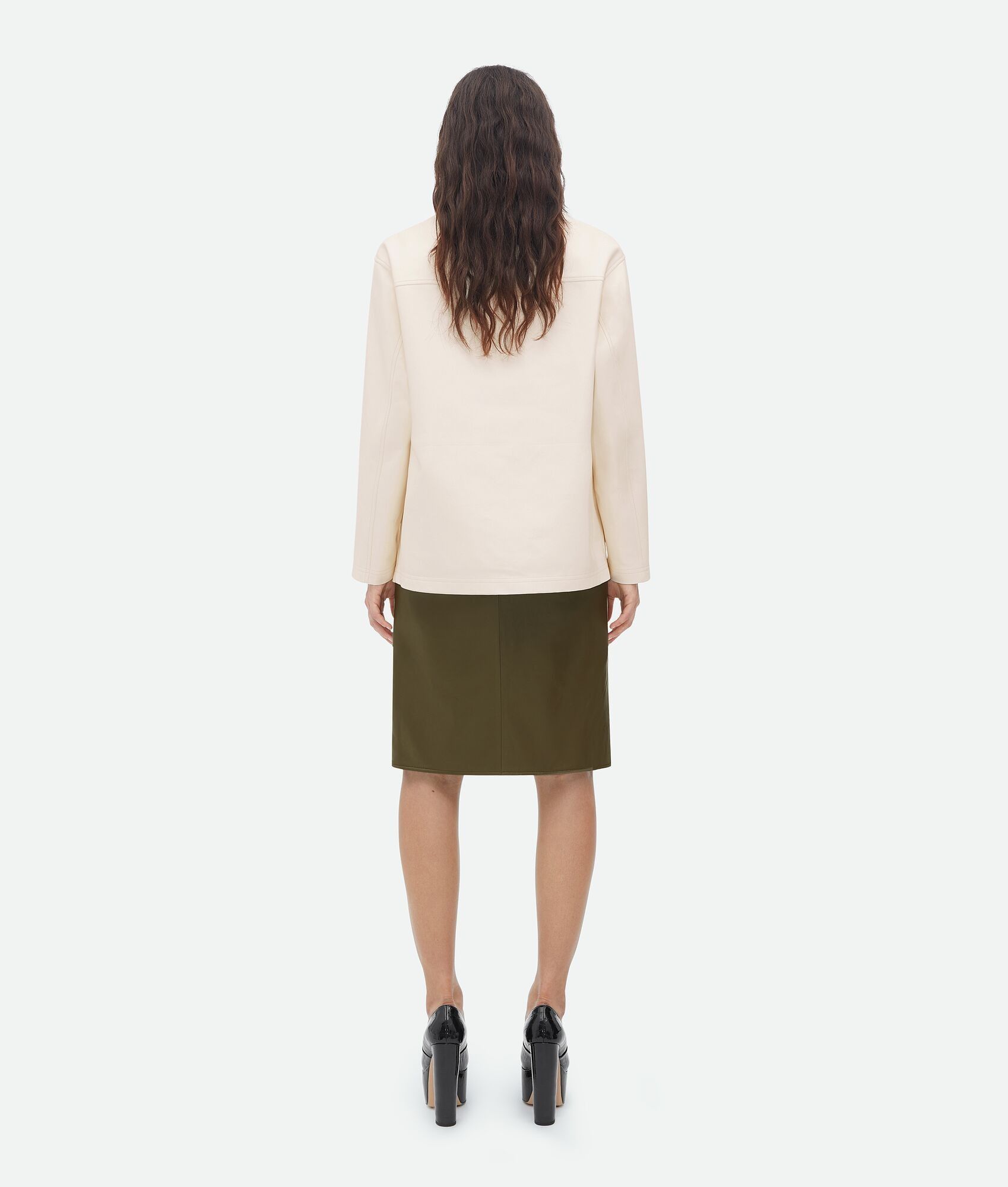 Bottega Veneta o1bcso1str0225 Soft Leather T-Shirt in Ivory Size S / US 4 / IT 40 - 3 Thumbnail