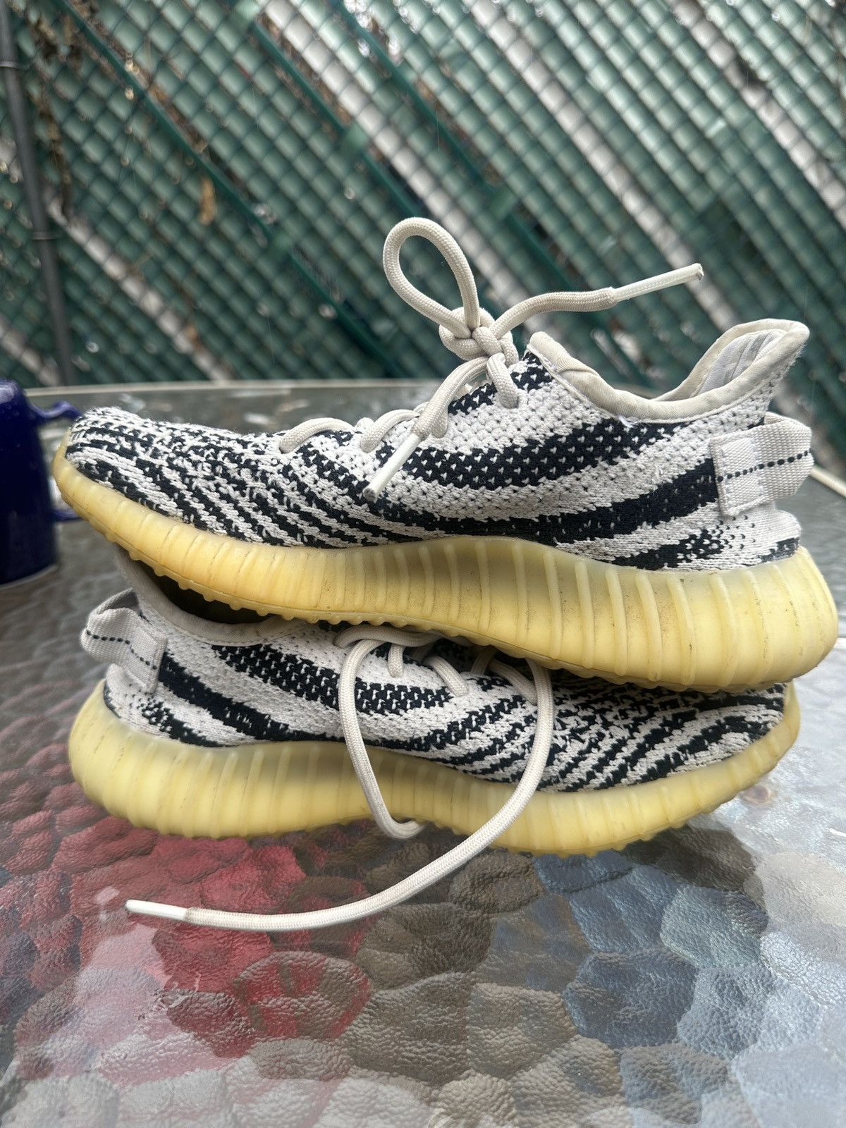 Adidas × Kanye West adidas Yeezy Boost 350 V2 Zebra Size US 6 / EU 39 - 2 Thumbnail