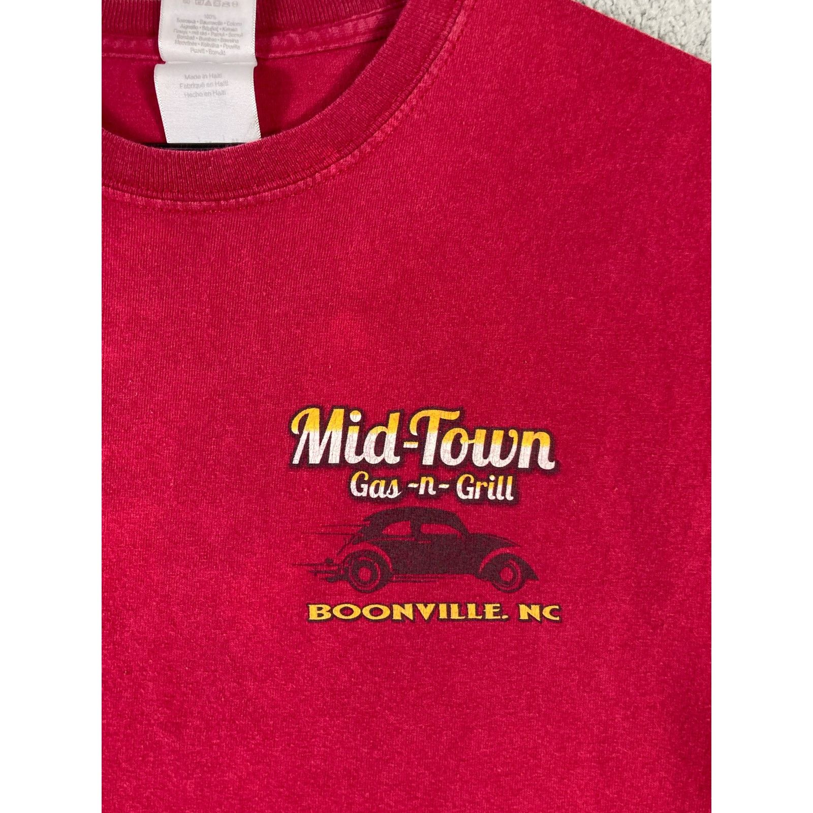 Gildan Booneville NC Gas N Grill Shirt Men's M Vintage Retro Size US M / EU 48-50 / 2 - 6 Thumbnail