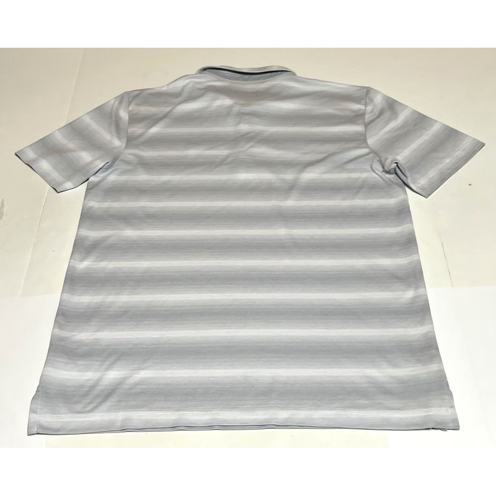 TravisMathew Travis Mathew Polo Striped Gray White Short Sleeve Mens M Size US M / EU 48-50 / 2 - 3 Thumbnail