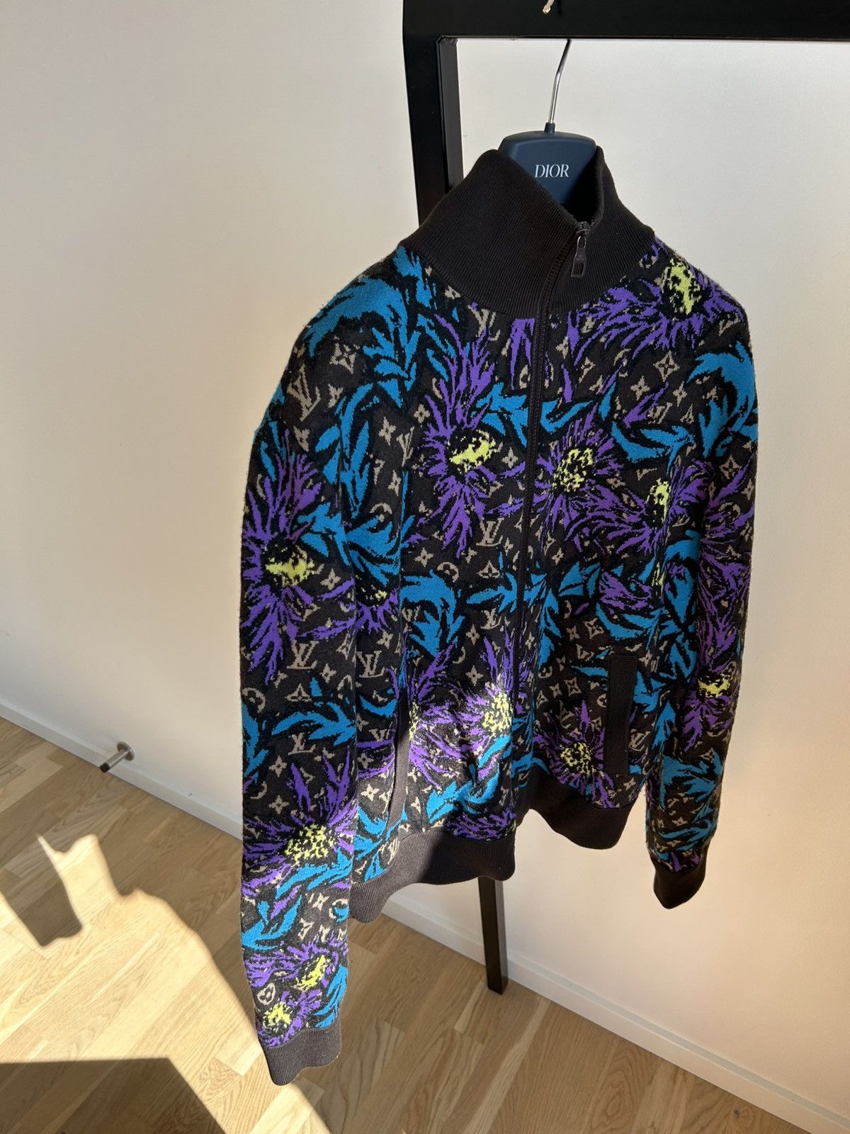 Louis Vuitton Monogram thistle zip through jacket Size US M / EU 48-50 / 2 - 10 Thumbnail