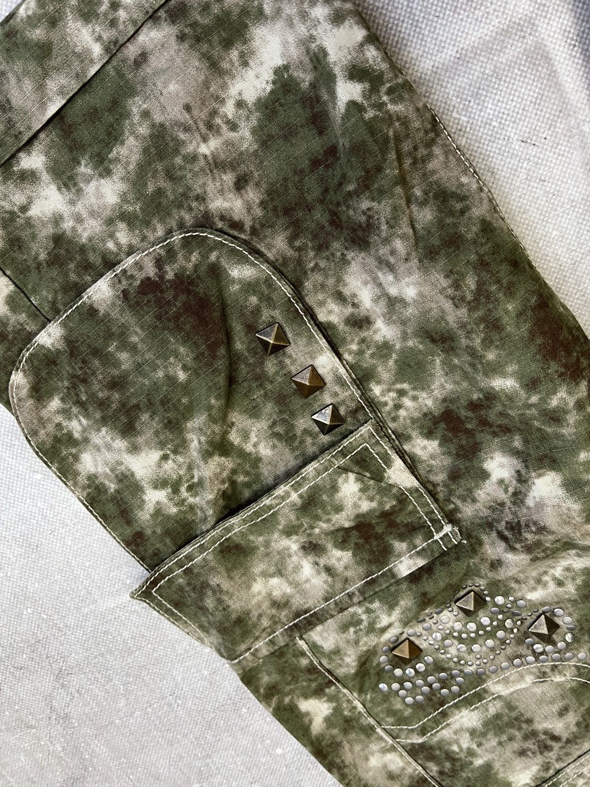 Guess Vintage streetwear camo cargo shorts y2k style hype Size US 30 / EU 46 - 5 Thumbnail