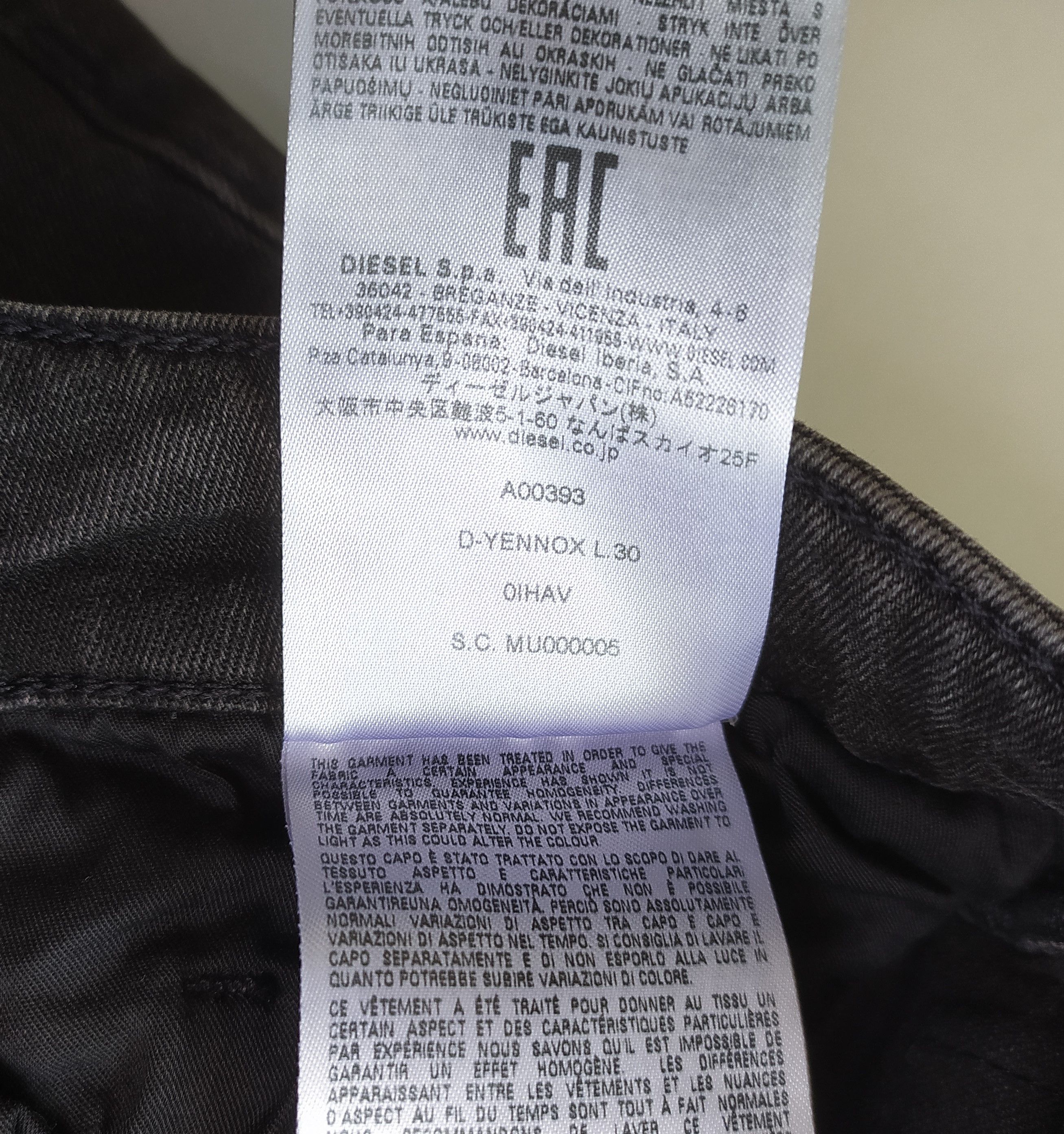 Diesel Diesel D-YENNOX-0IHAV Men's Jeans Free Shipping T/ 9824 Size US 32 / EU 48 - 7 Thumbnail