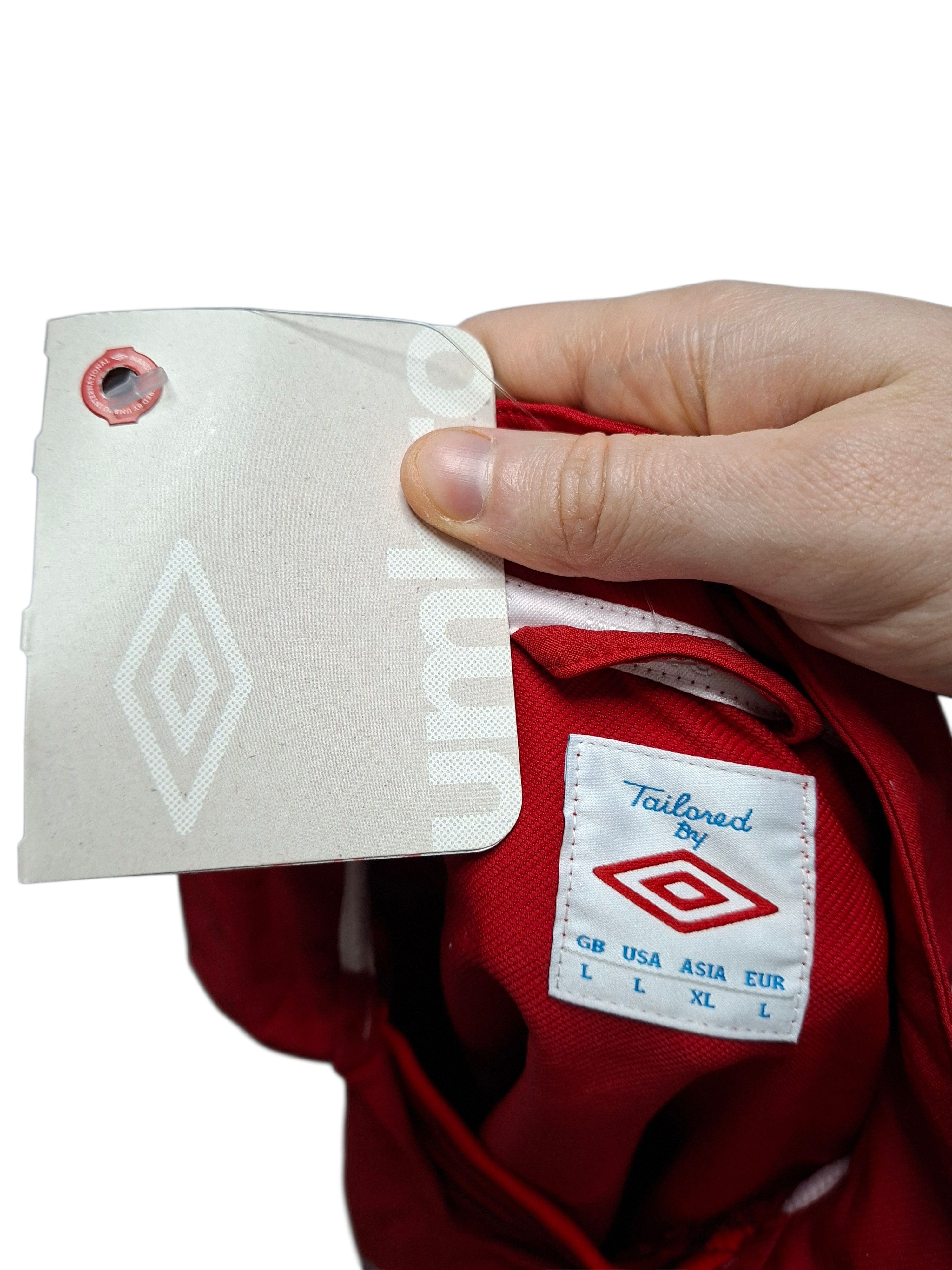 Umbro ENGLAND UMBRO VNTAGE NYLON SOCCER TRAINING SWEATSHIRT Size US L / EU 52-54 / 3 - 4 Thumbnail