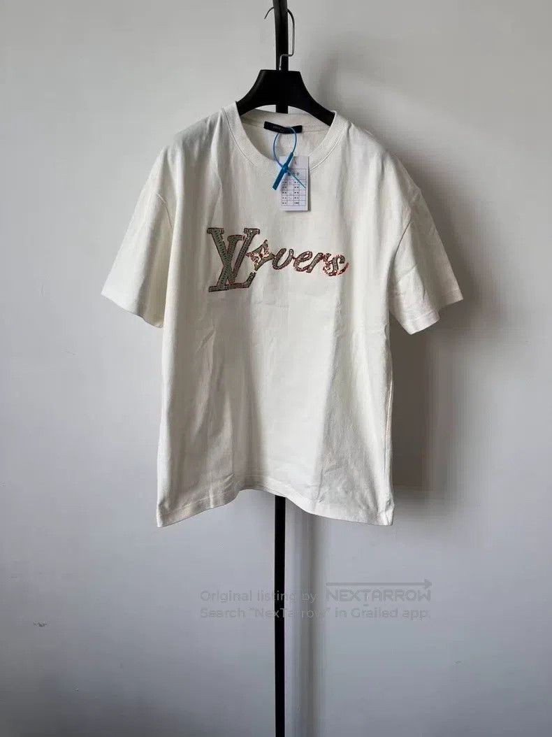 Louis Vuitton Louis Vuitton Logo Embroidered Crew Neck Short Sleeve Size US XL / EU 56 / 4 - 1 Thumbnail