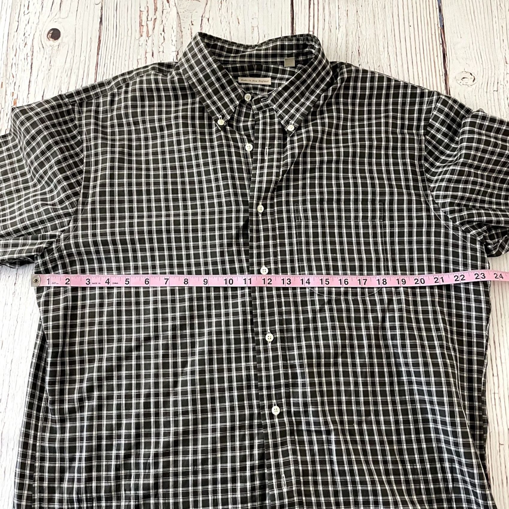 Vintage New England Shirt Co Plaid Long Sleeve Button-Up Shirt XL Gray White Mens Regular Sleeve Length Long Sleeve Plaid Shirt Size US XL / EU 56 / 4 - 5 Thumbnail