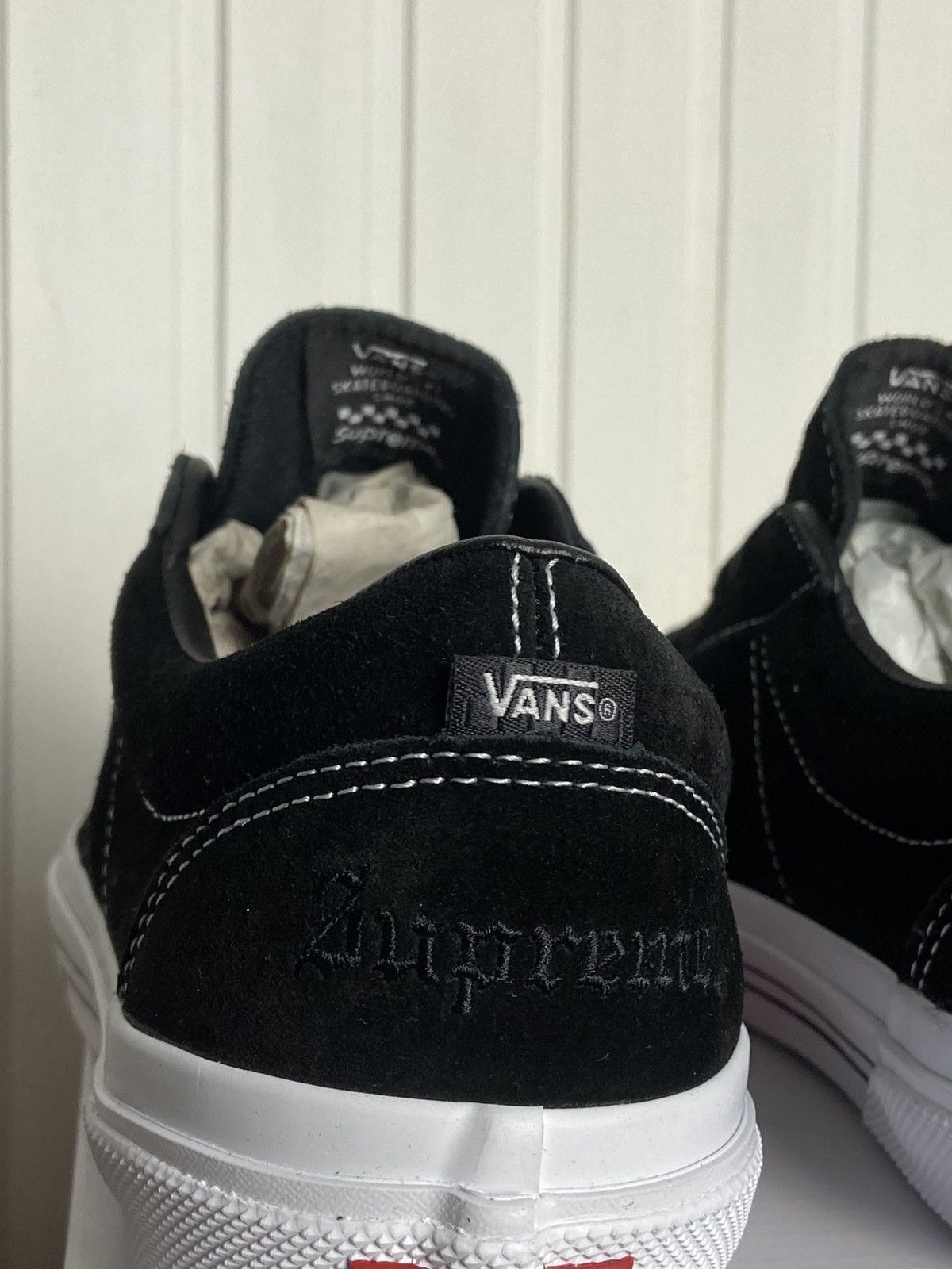 Supreme New Vans Sid Supreme "Fuck Em" Black size 8,5US Size US 8.5 / EU 41-42 - 8 Thumbnail