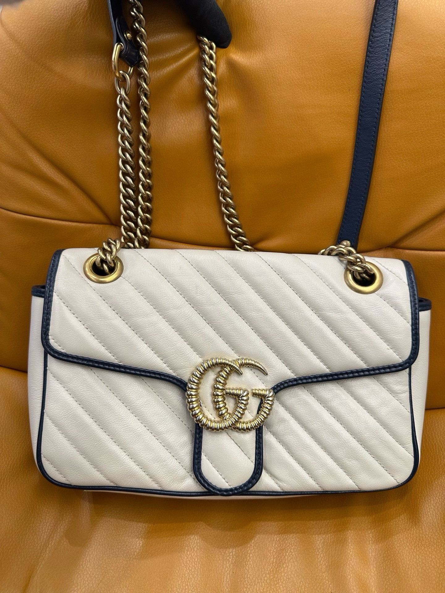 Gucci Pre-loved Bag Very good condition Size ONE SIZE - 1 Thumbnail