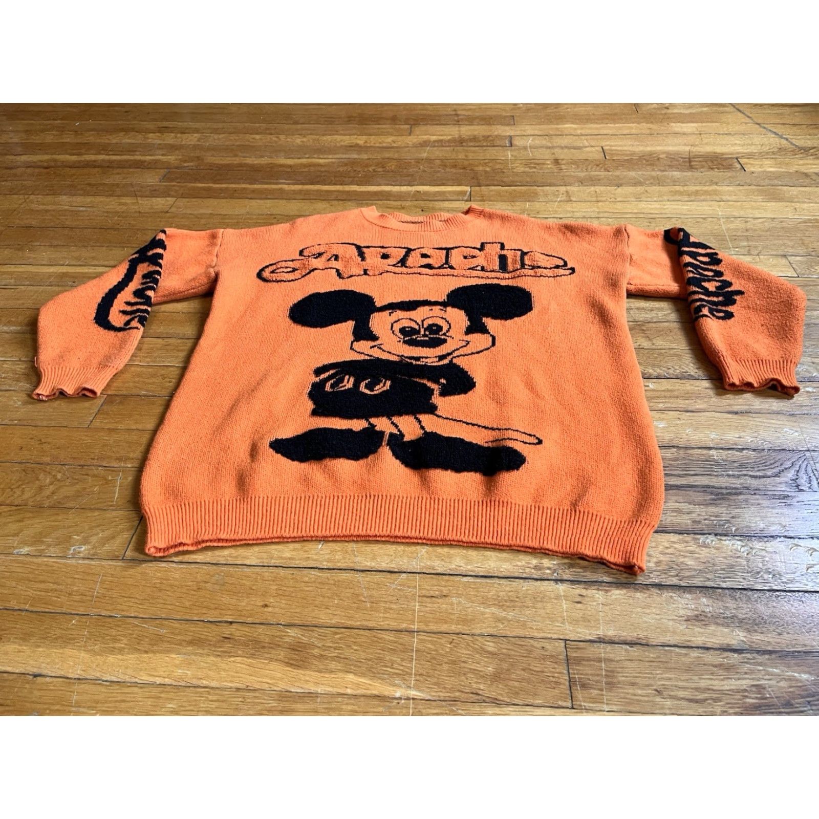 Vintage VINTAGE Apache Mickey Mouse Sweater Men’s XL Orange 90s Graphic Print Crew Neck Pullover knit Size US XL / EU 56 / 4 - 2 Thumbnail