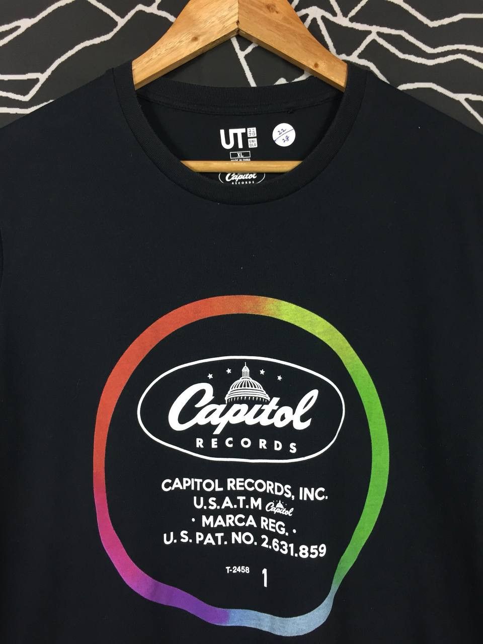 Japanese Brand × Uniqlo Capitol Records Hollywood 75th Anniversary Uniqlo Tee Size US XL / EU 56 / 4 - 3 Thumbnail