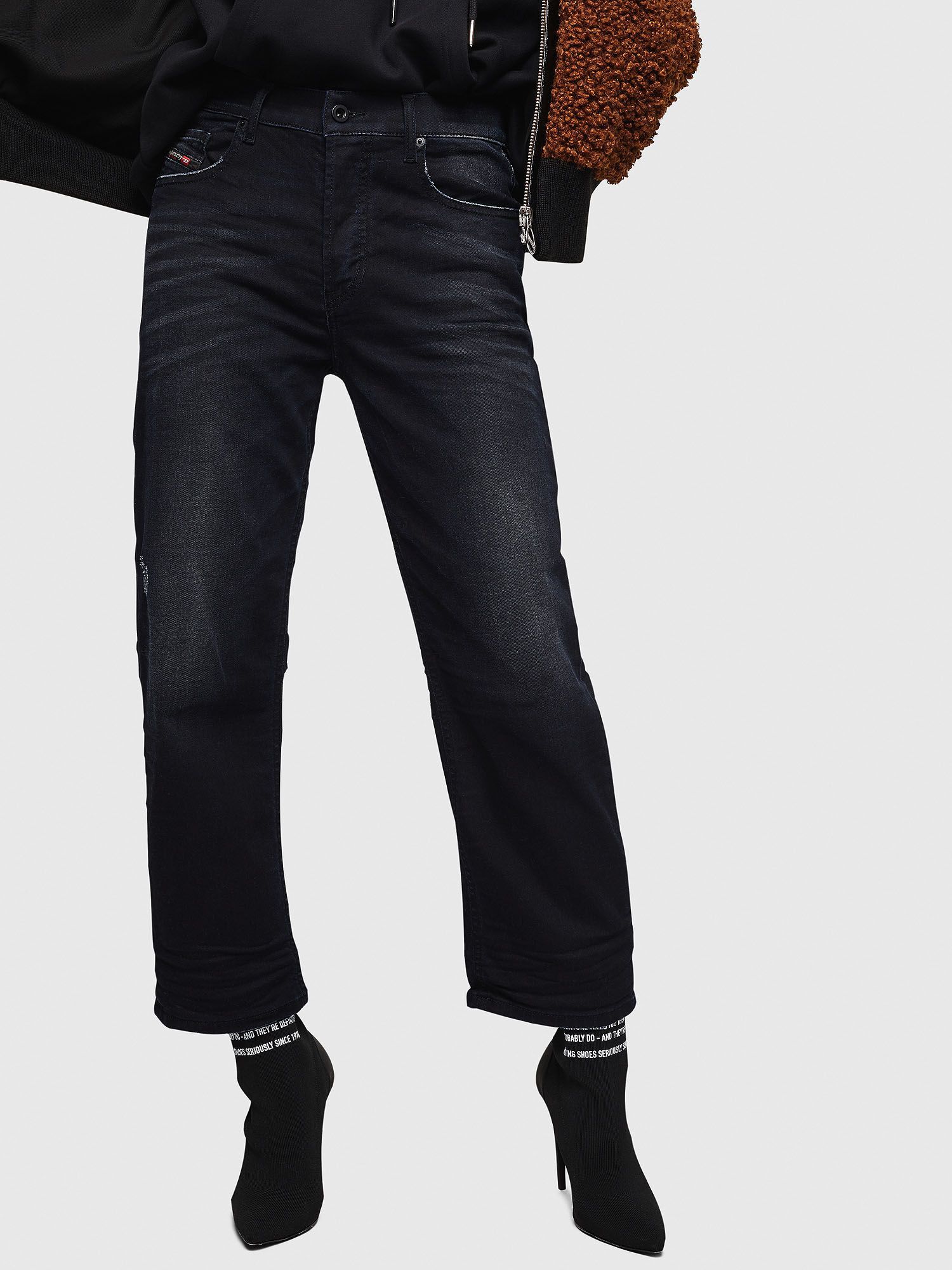 Diesel ARYEL 0679R W24/L30 Black Cotton Stretch Jeans 69379 Size 24" / US 00 / IT 34 - 1 Thumbnail
