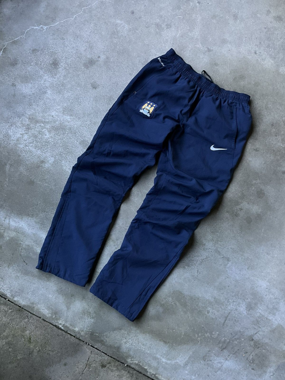 Nike Nike Manchester City Vintage Track Pants Size Medium Size US 32 / EU 48 - 1 Thumbnail