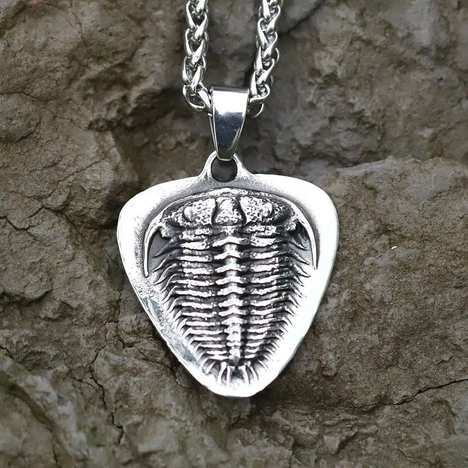 Jewelry Retro Snake Pattern Pendant Necklace Size ONE SIZE - 1 Thumbnail